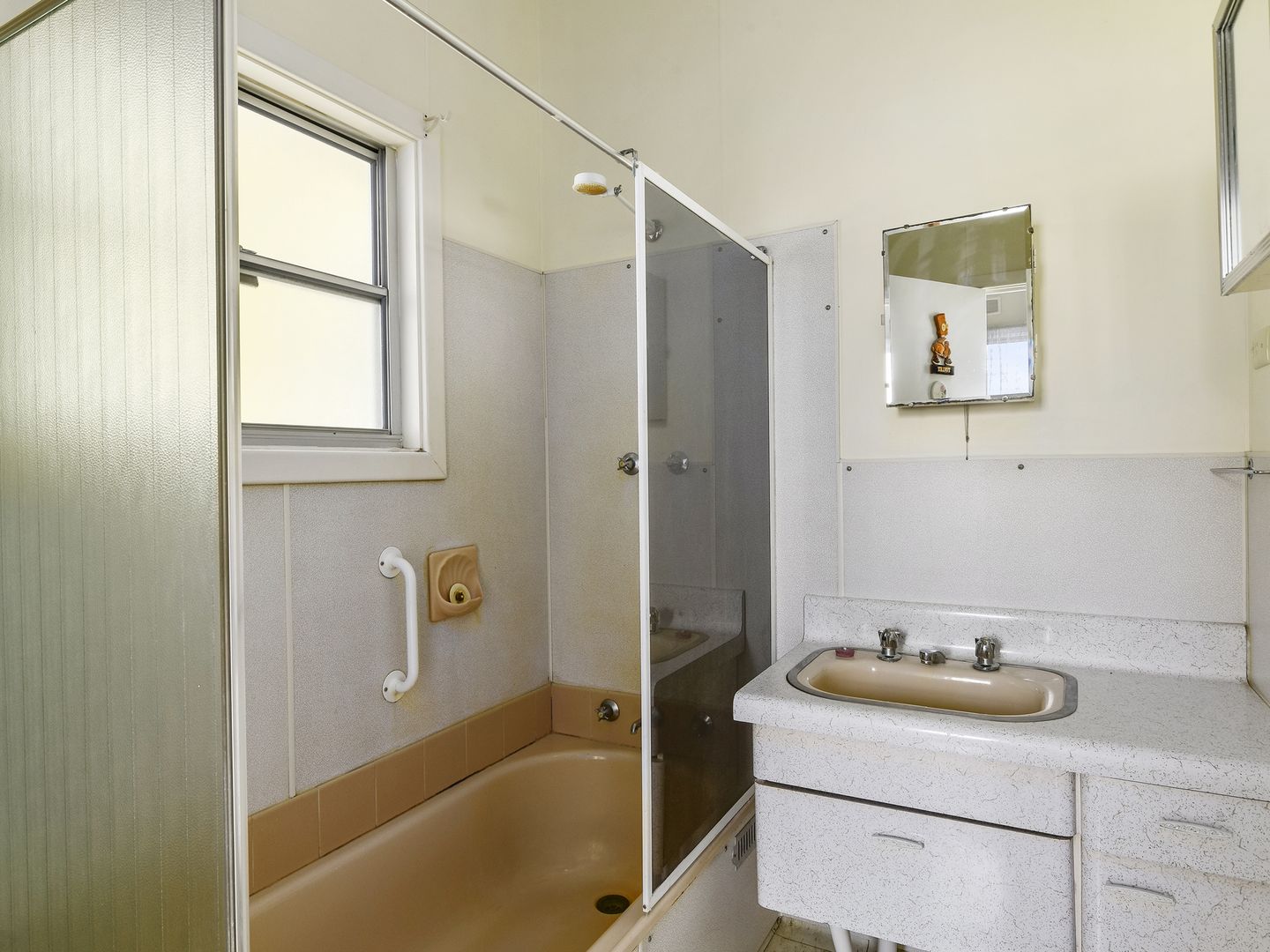 4-bedroom house at 86 MARINE PARADE, Kingston Se SA 5275, , South Australia
