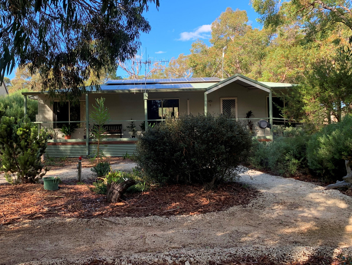 3-bedroom house at 2 First Avenue, Kendenup, Wa, 6323, Plantagenet, Western Australia