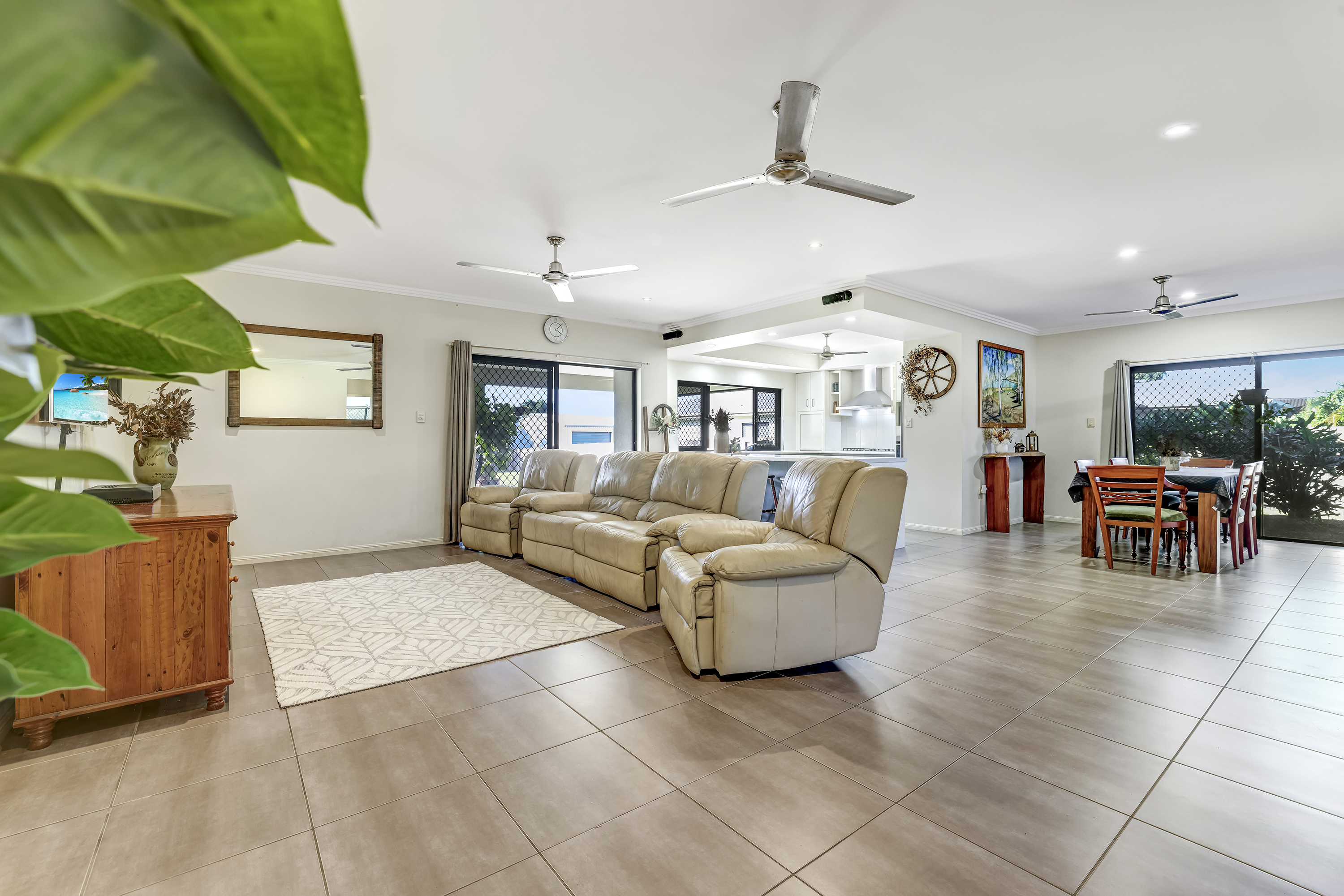 19 CARRUTHERS STREET, Edmonton QLD 4869 - Image 10