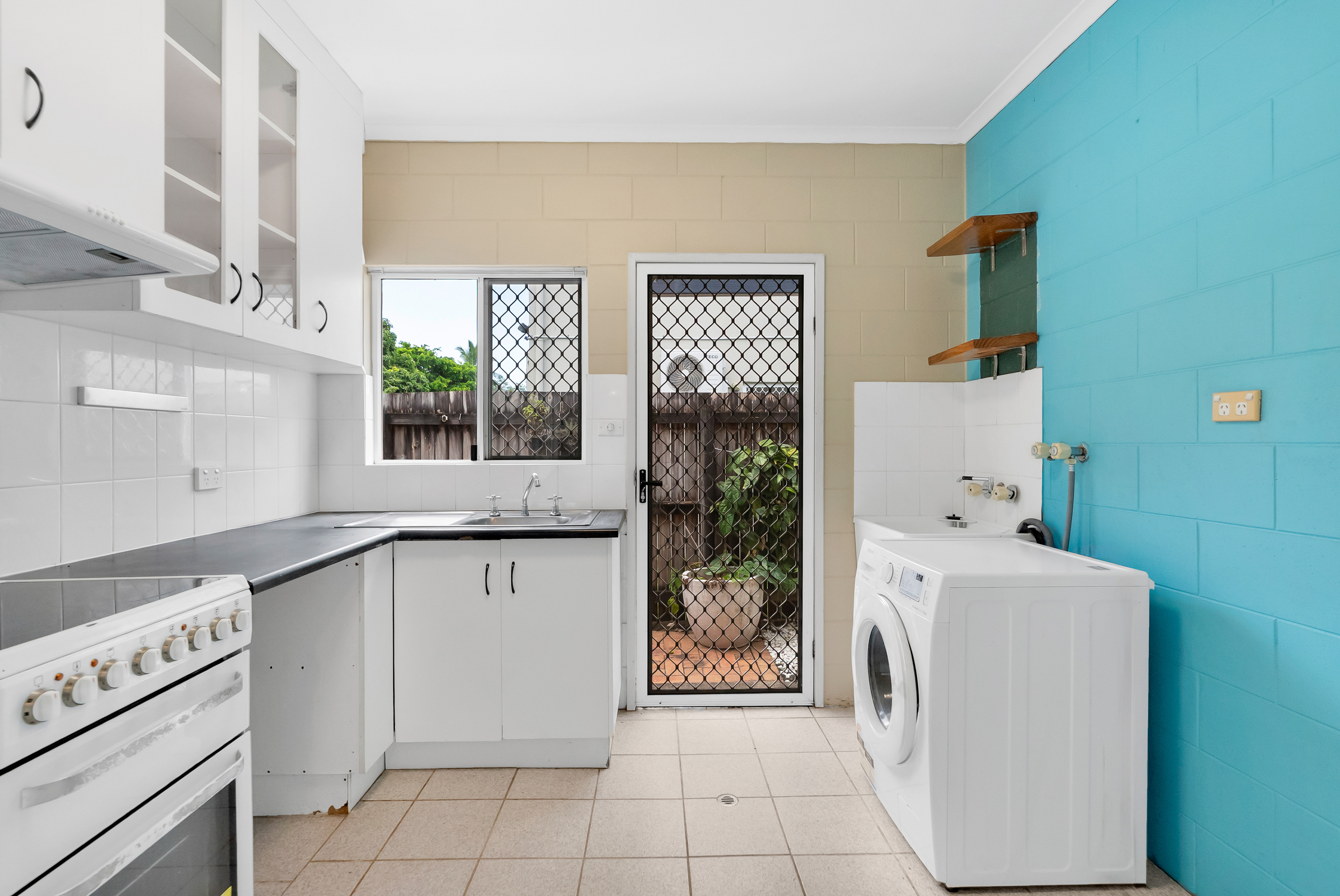 2-bedroom unit at 4/2 Ingham Court, Mooroobool, Qld, 4870, , Queensland