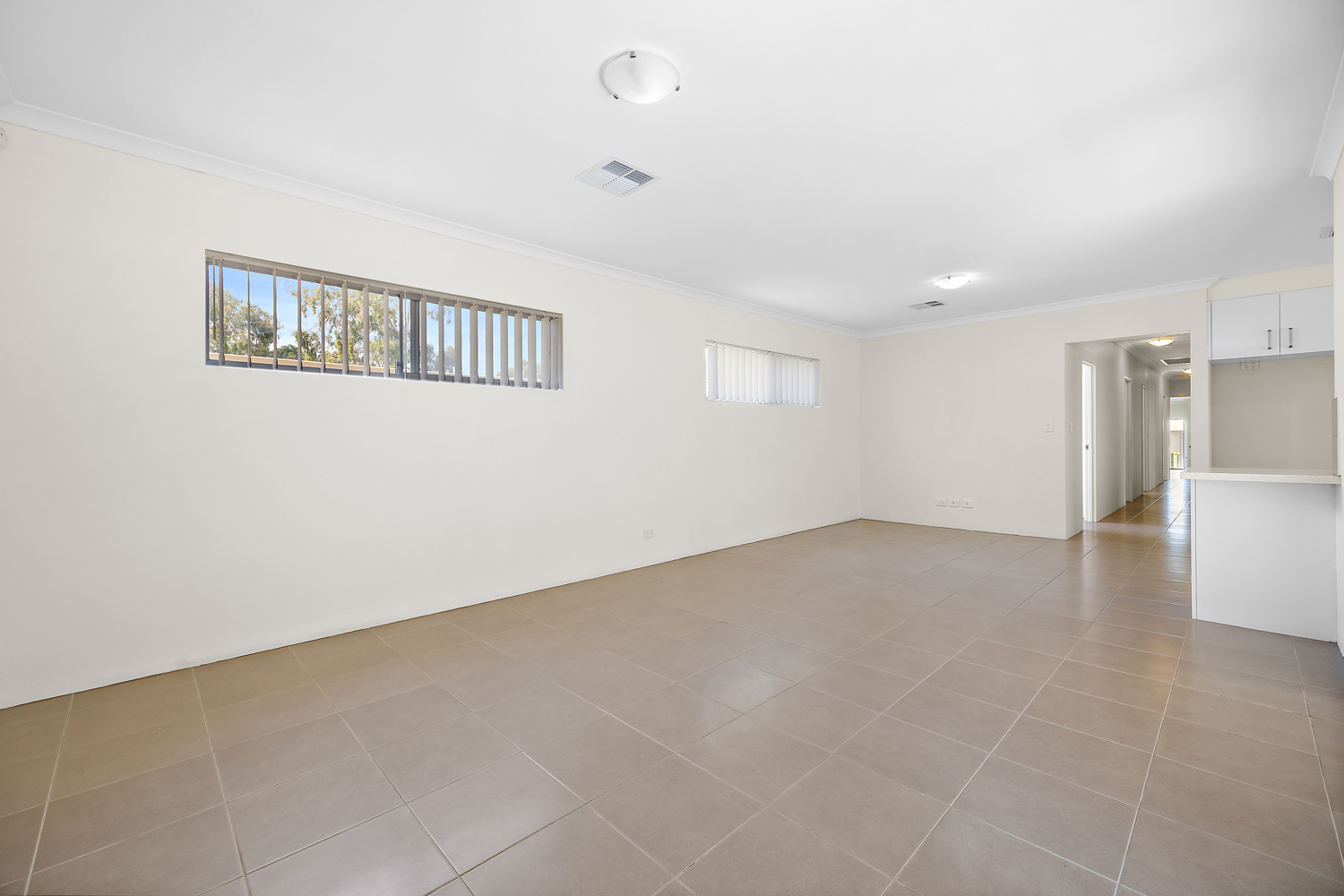 4 10 DUKE STREET, BENTLEY WA 6102 - Image 8