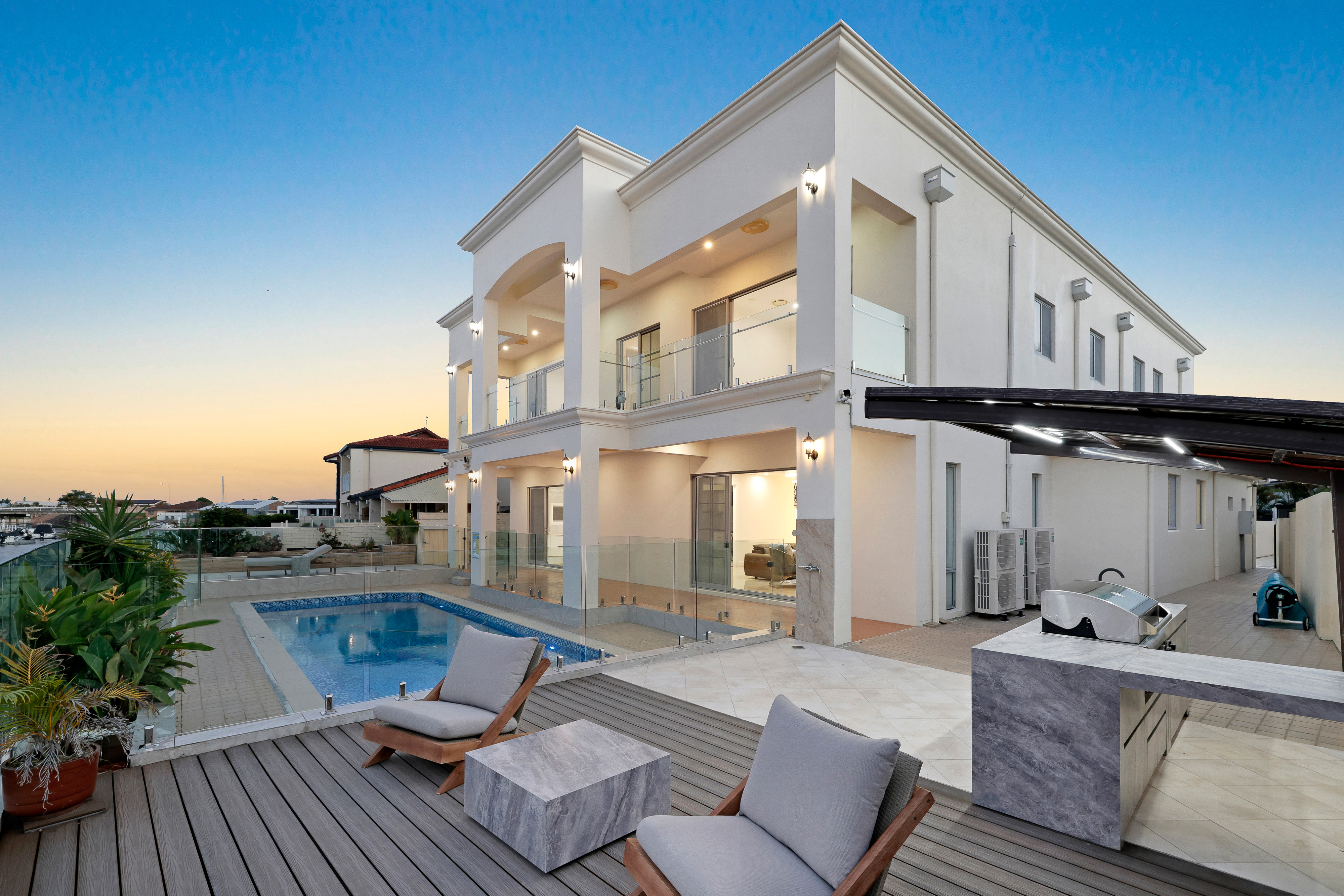 22 Erave Avenue, Runaway Bay, QLD 4216 - Image 3
