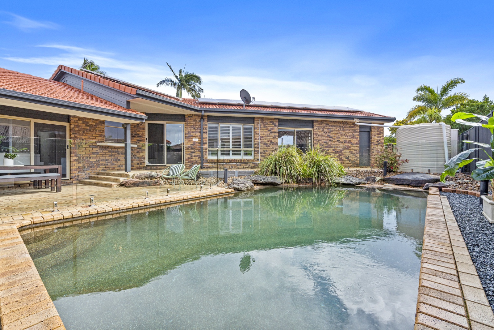 17 Crenshaw Court, Parkwood, QLD 4214 - Image 3