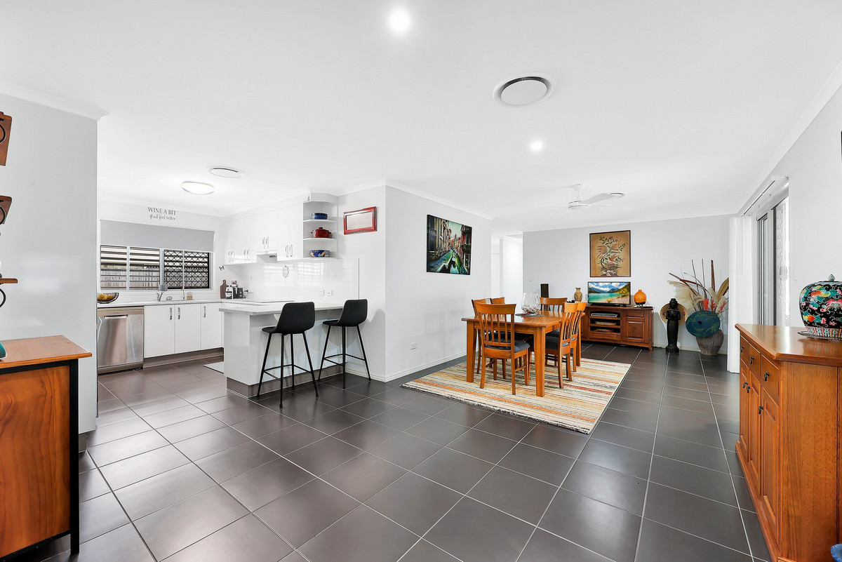 12 HELM STREET, Toogoom QLD 4655 - Image 5