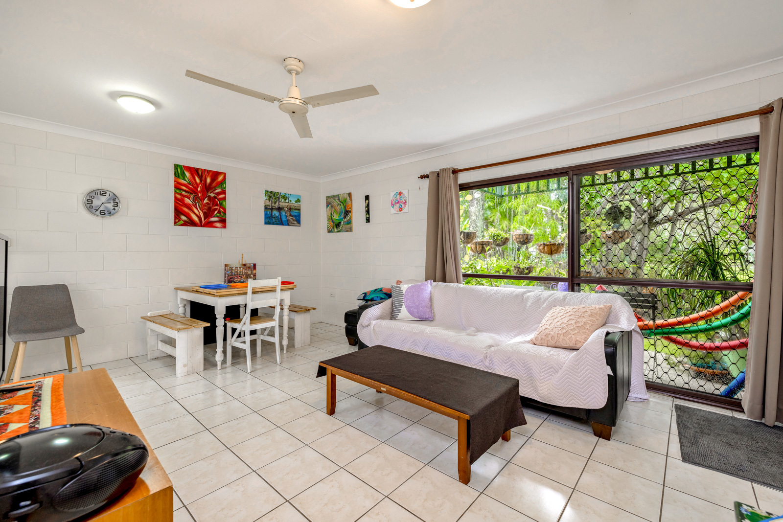 6/9 Vivian Close, Westcourt, QLD 4870 - Image 3