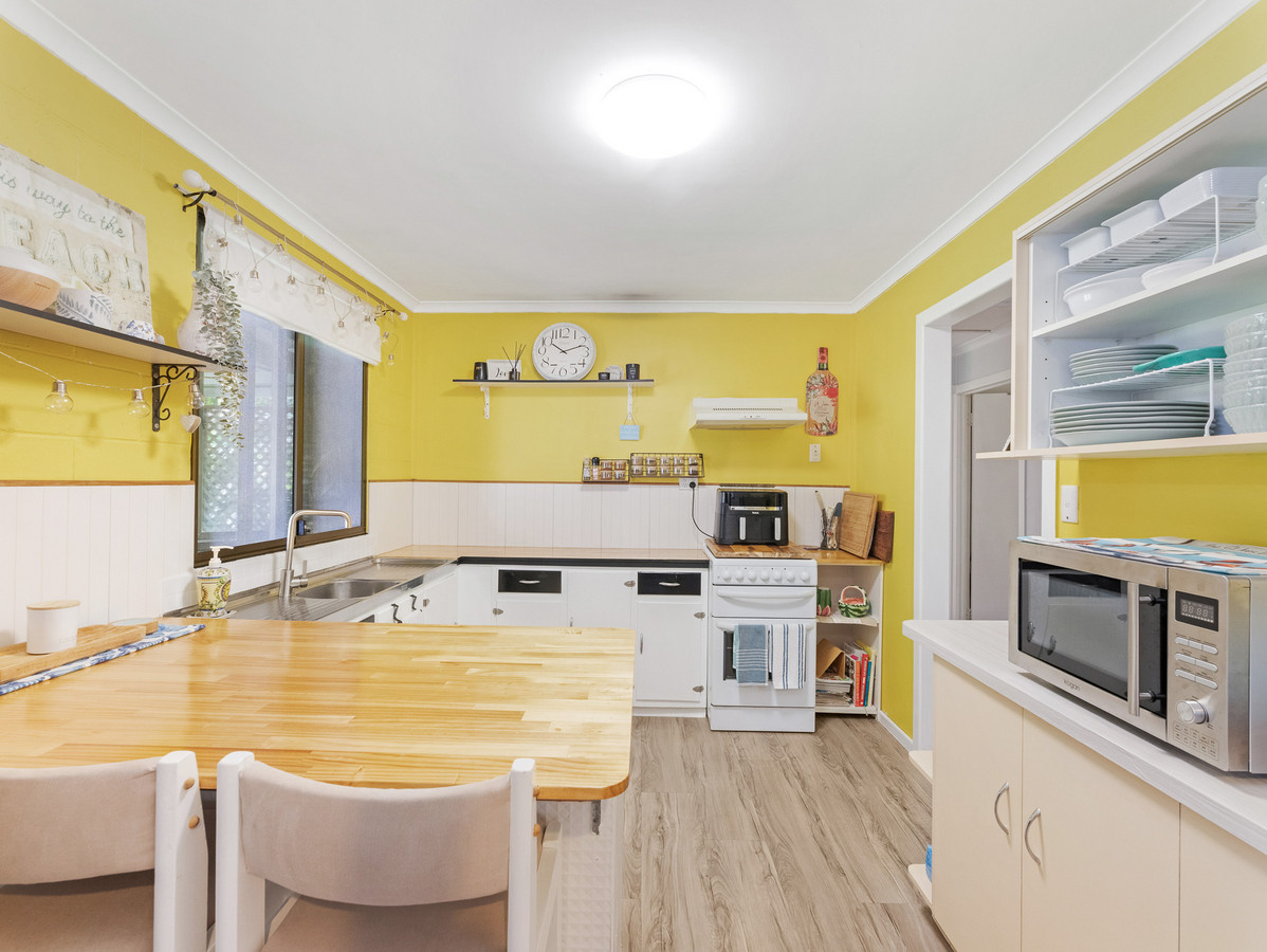 35 SHELLCOT STREET, Toogoom QLD 4655 - Image 7