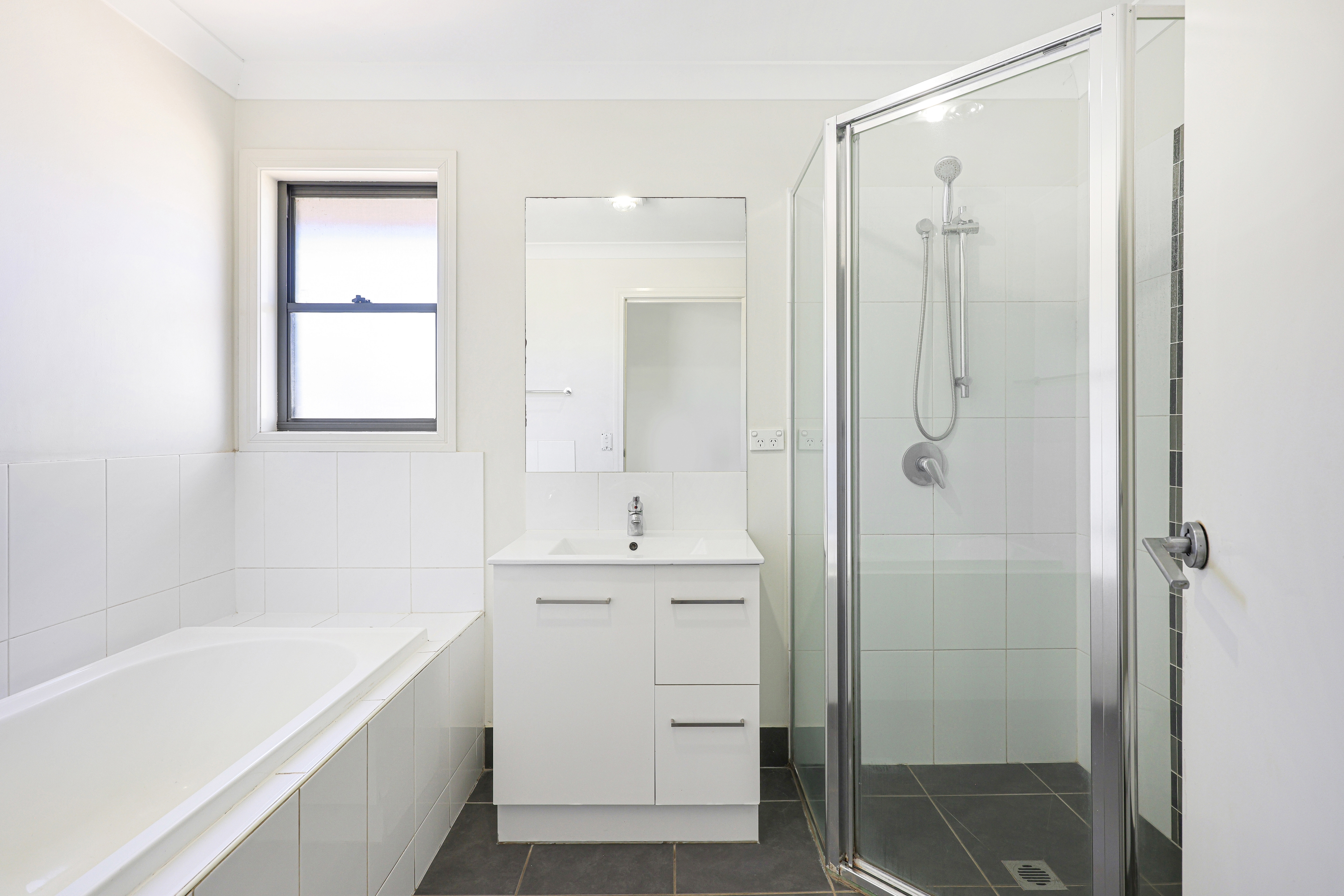 4-bedroom house at 2 REGAL PARK DRIVE, Oxley Vale NSW 2340, Tamworth, New South Wales