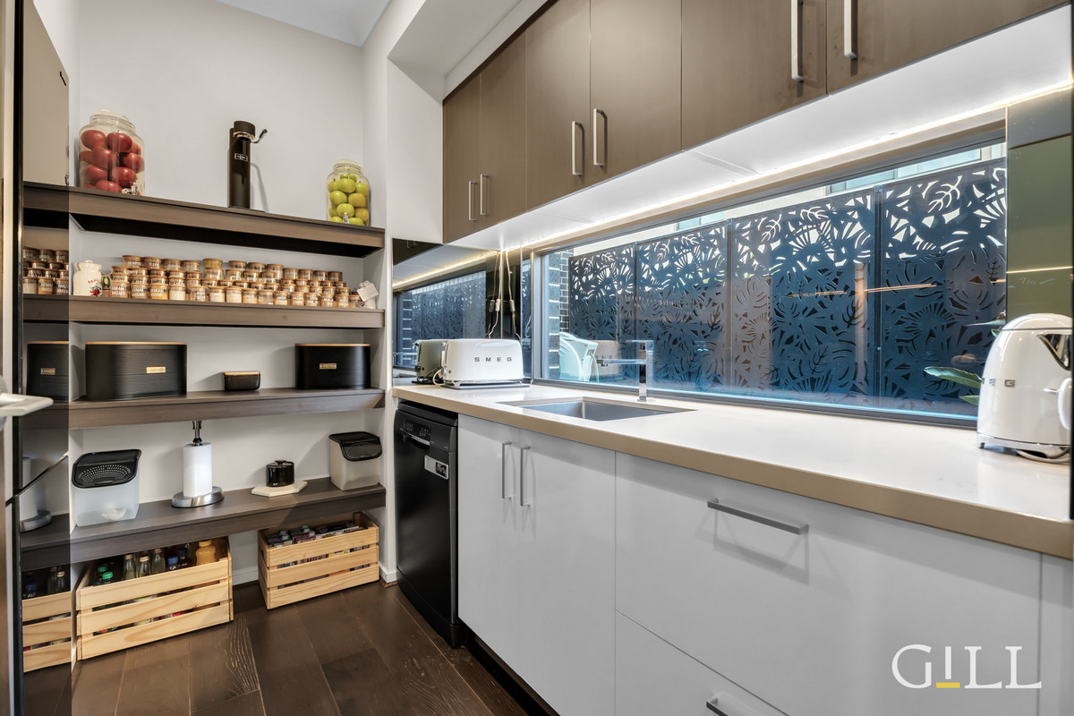 18 BRANGUS AVENUE, Narre Warren South VIC 3805 - Image 3