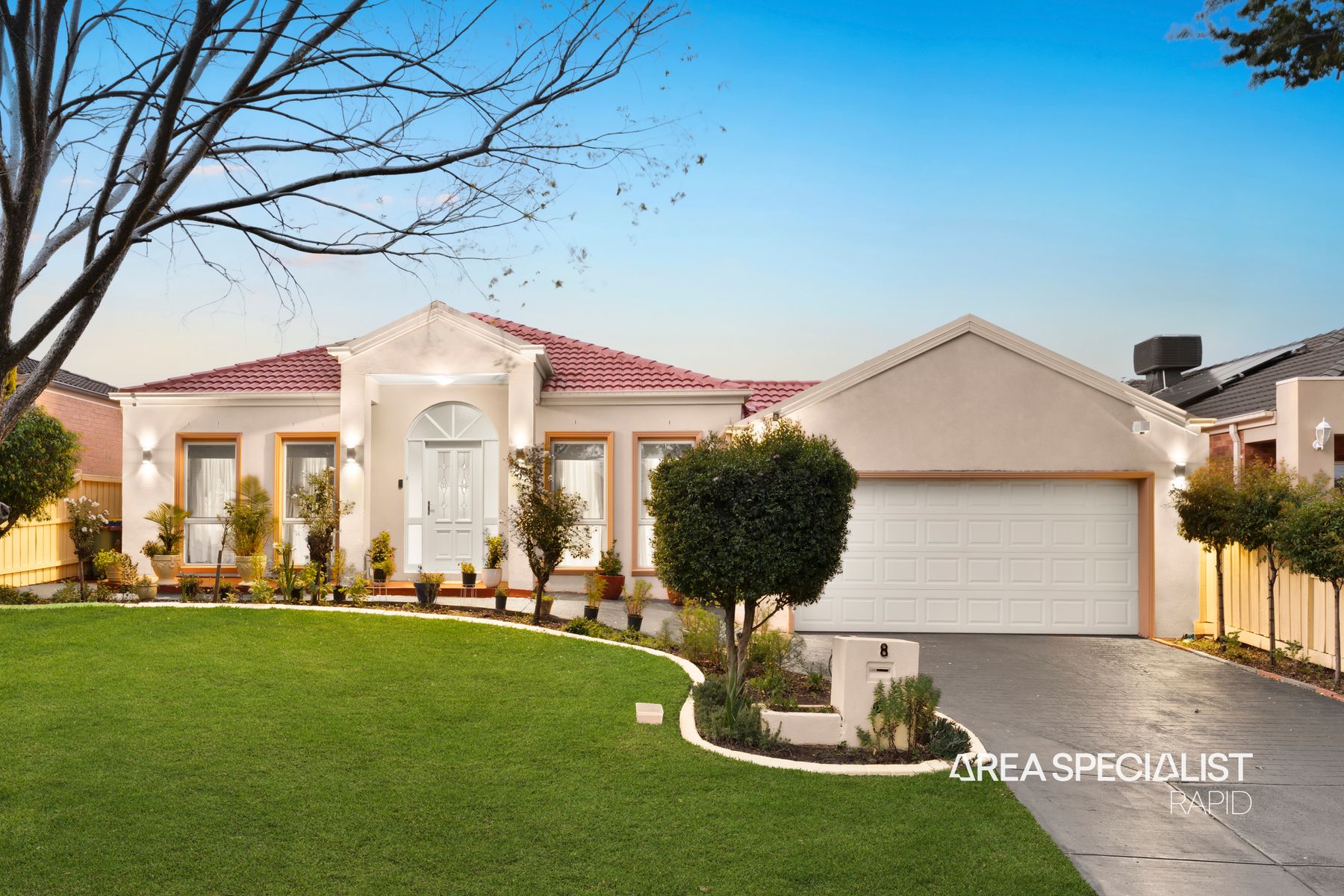 8 PAPILLION WAY, Narre Warren South VIC 3805 - Image 1