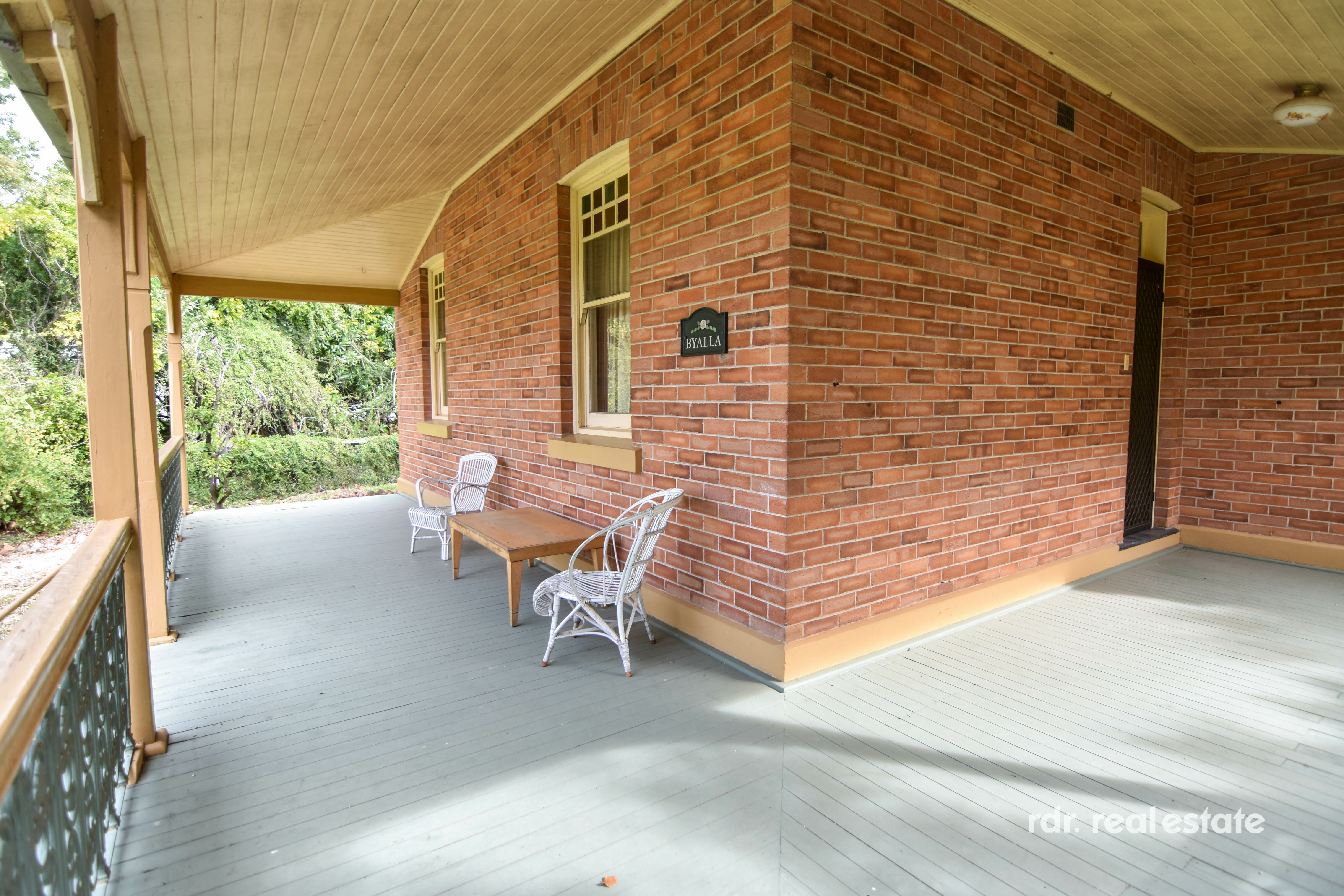 11 Mitchell Crescent, Inverell, NSW 2360 - Image 2