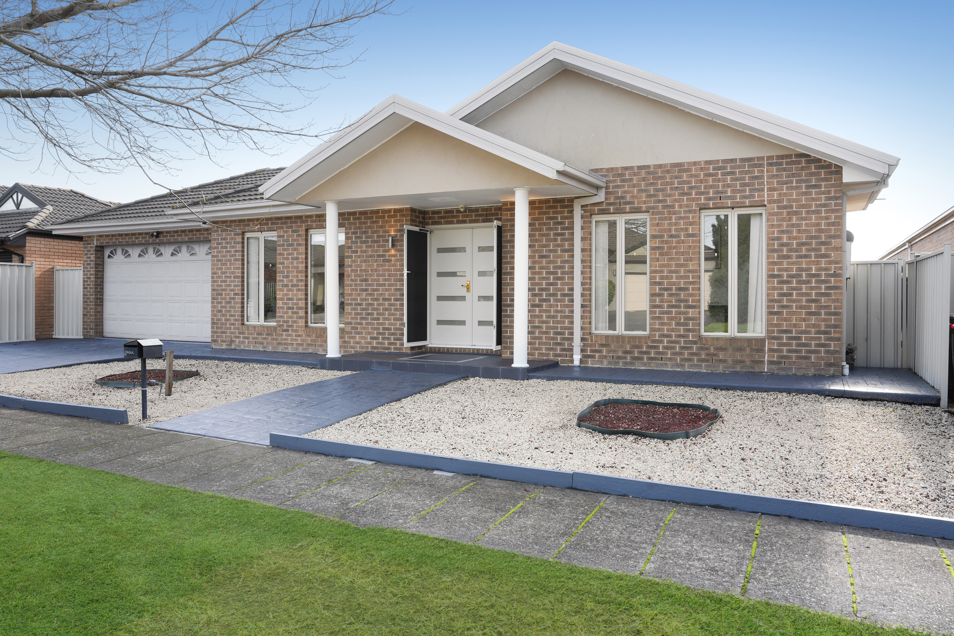 10 DURBAN PLACE, Craigieburn VIC 3064 - Image 1