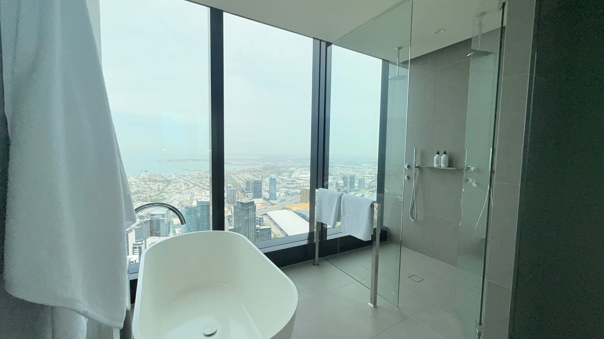 UNIT 9403 LEVEL 94 70 SOUTHBANK BOULEVARD, Southbank VIC 3006 - Image 7