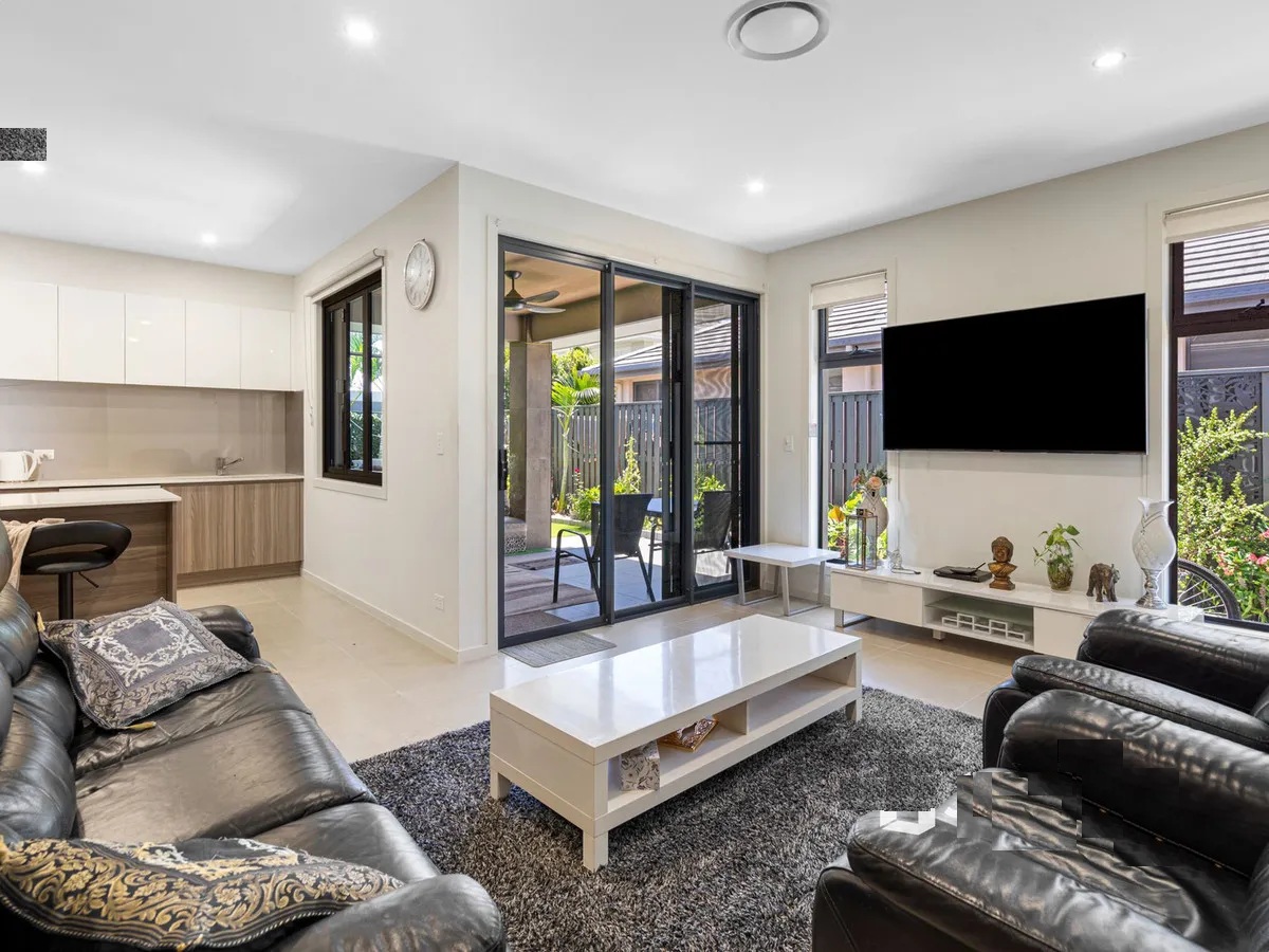 4 Laurel Drive, Helensvale, QLD 4212 - Image 3