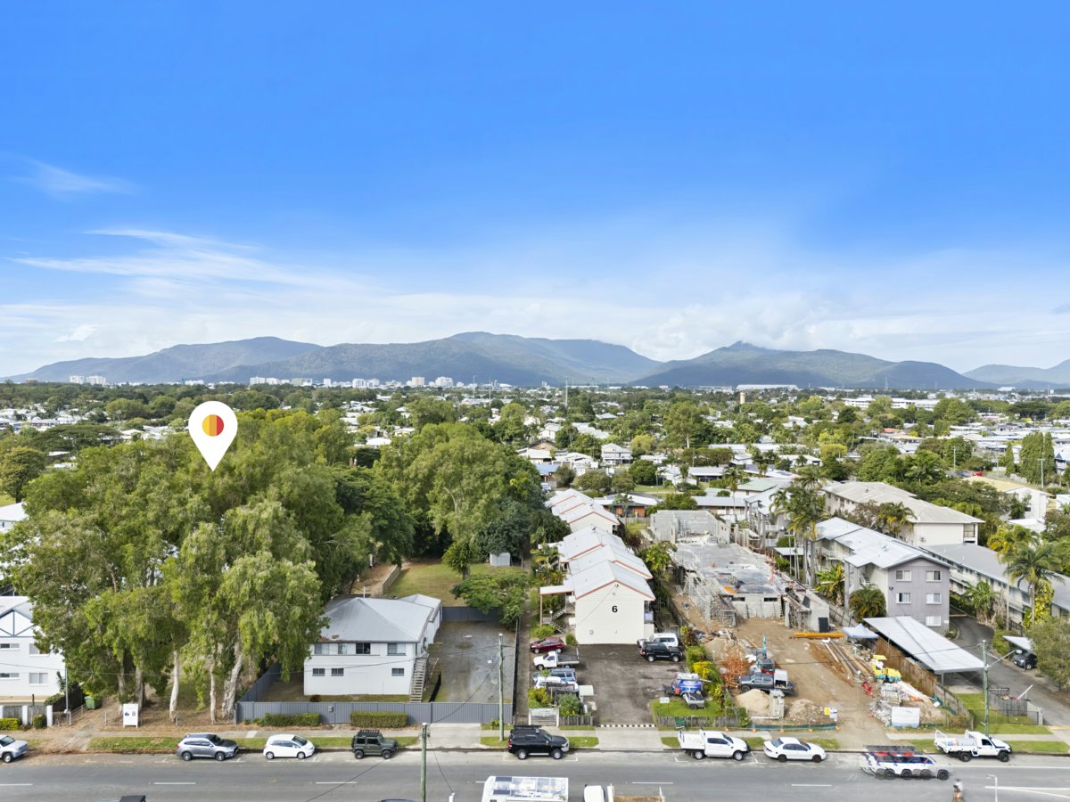 7-bedroom house at 10 Mayers Street, Manunda, QLD 4870, Cairns, Queensland