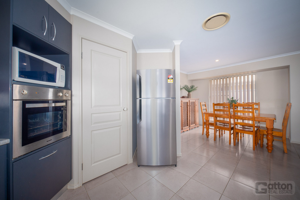 5-bedroom house at 56 Highview Avenue, Gatton, QLD 4343, Lockyer Valley, Queensland