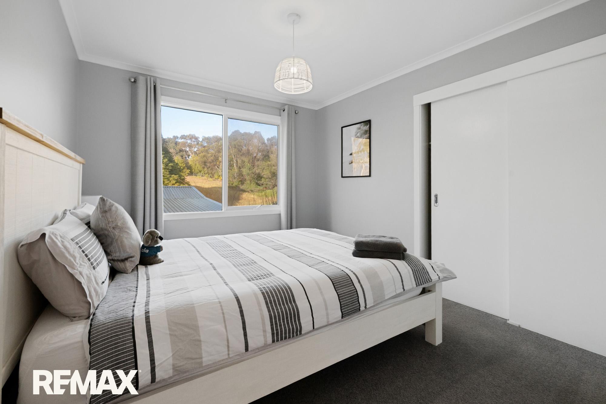 37 Wood Street, Metung, VIC 3904 - Image 3