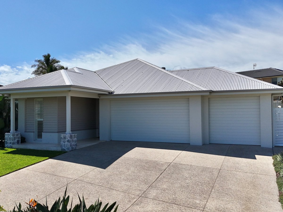 4-bedroom house at 15 Rengor Close, Belmont North, NSW 2280, , New South Wales
