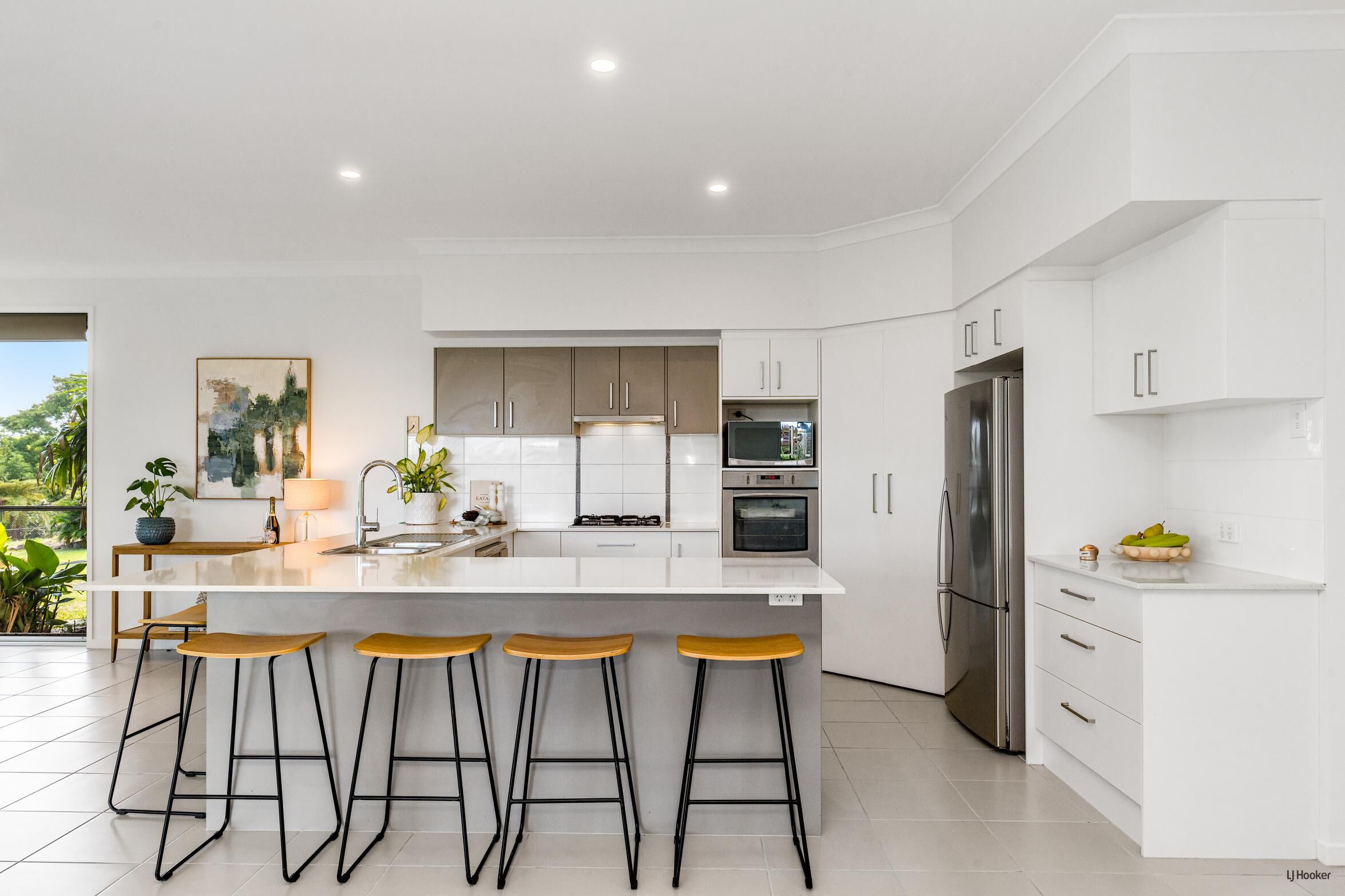 31 SUNNYCREST DRIVE, Terranora NSW 2486 - Image 8