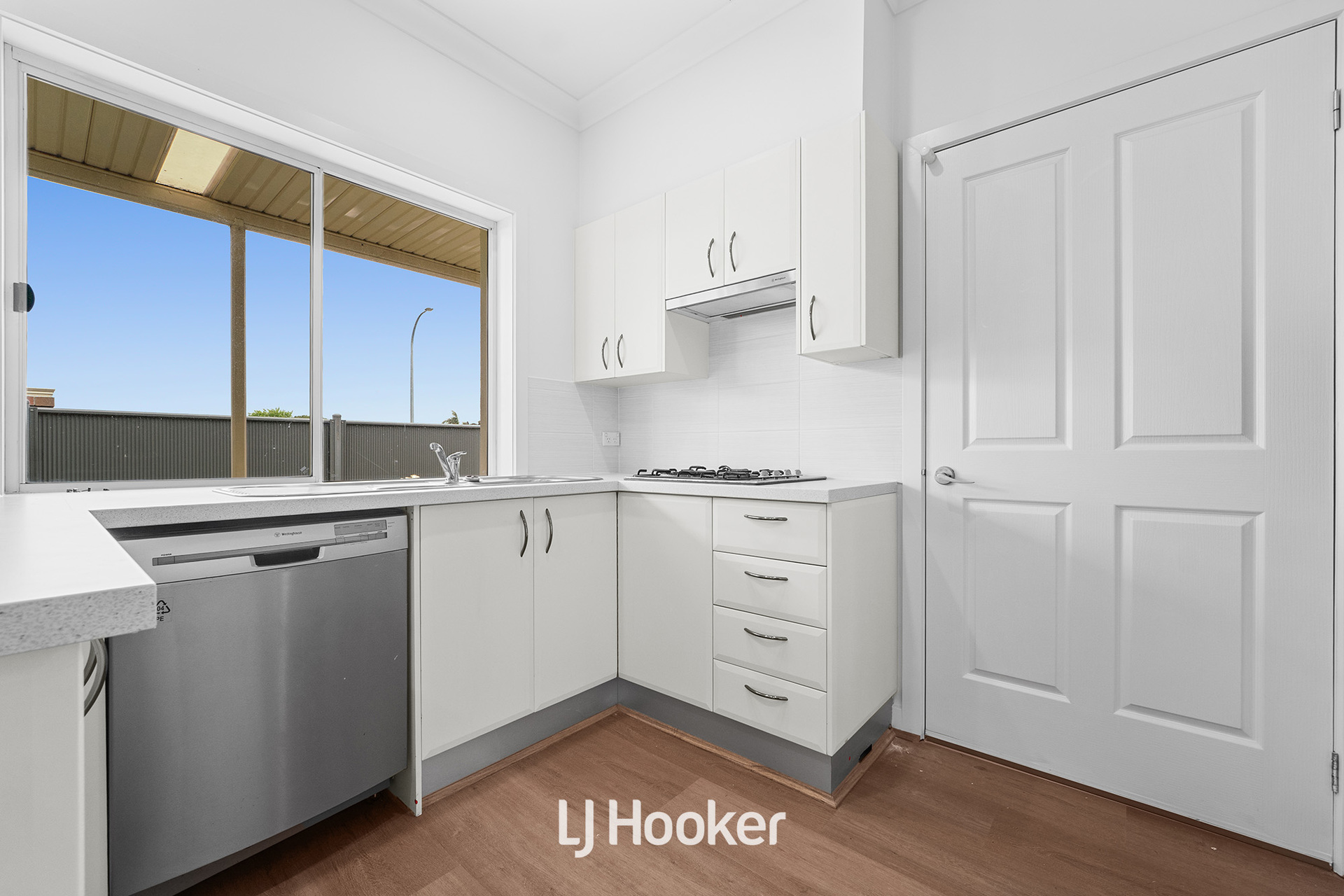 3-bedroom unit at 2/8 Saffron Drive, Hallam, VIC 3803, Casey, Victoria