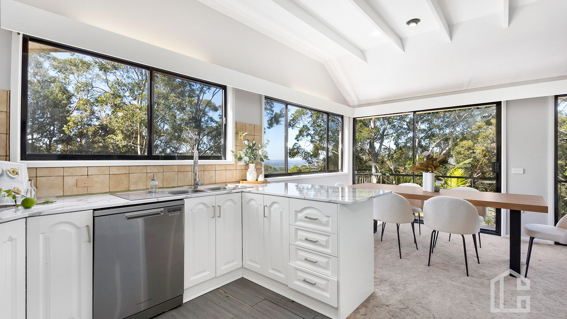 5-bedroom house at 9 MORIL AVENUE, Mount Riverview NSW 2774, Blue Mountains, New South Wales