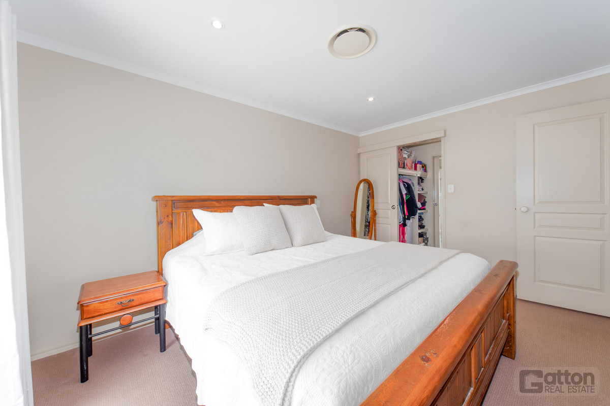 5-bedroom house at 56 Highview Avenue, Gatton, QLD 4343, Lockyer Valley, Queensland