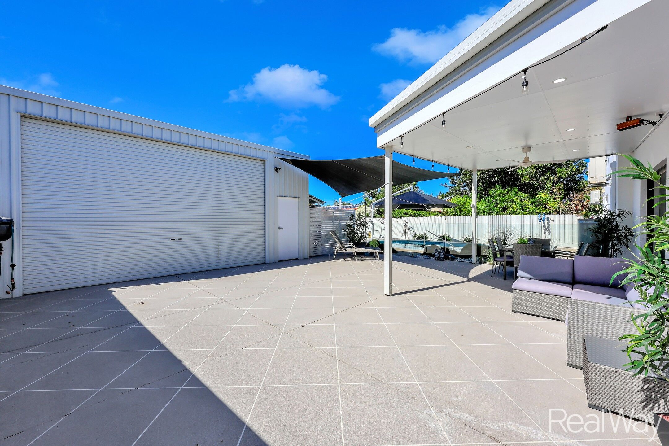 15 JENSEN STREET, Avenell Heights QLD 4670 - Image 2