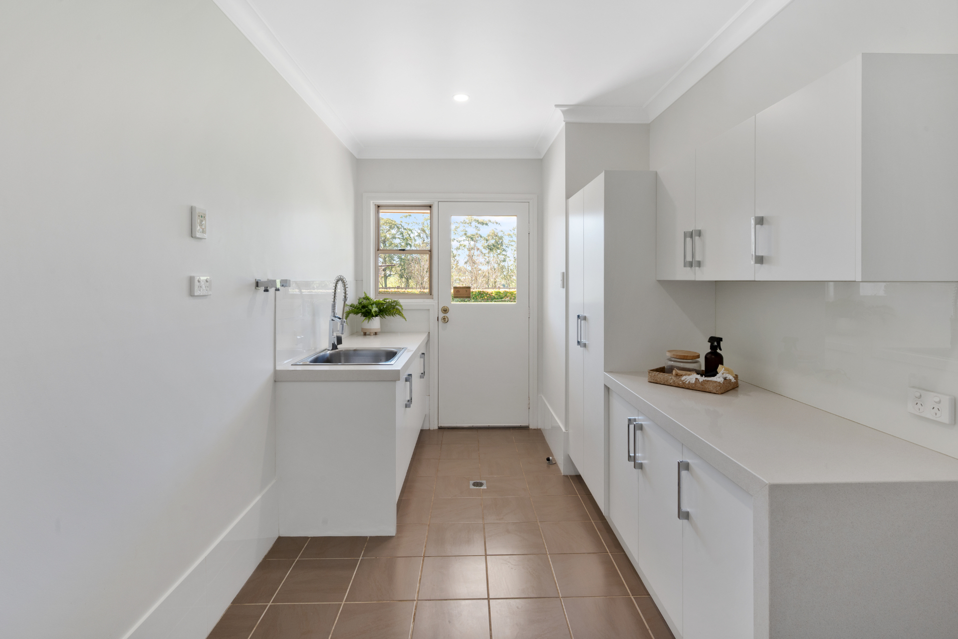 5-bedroom house at 10 FORSYTHE PARADE, Black Hill NSW 2322, Newcastle, New South Wales