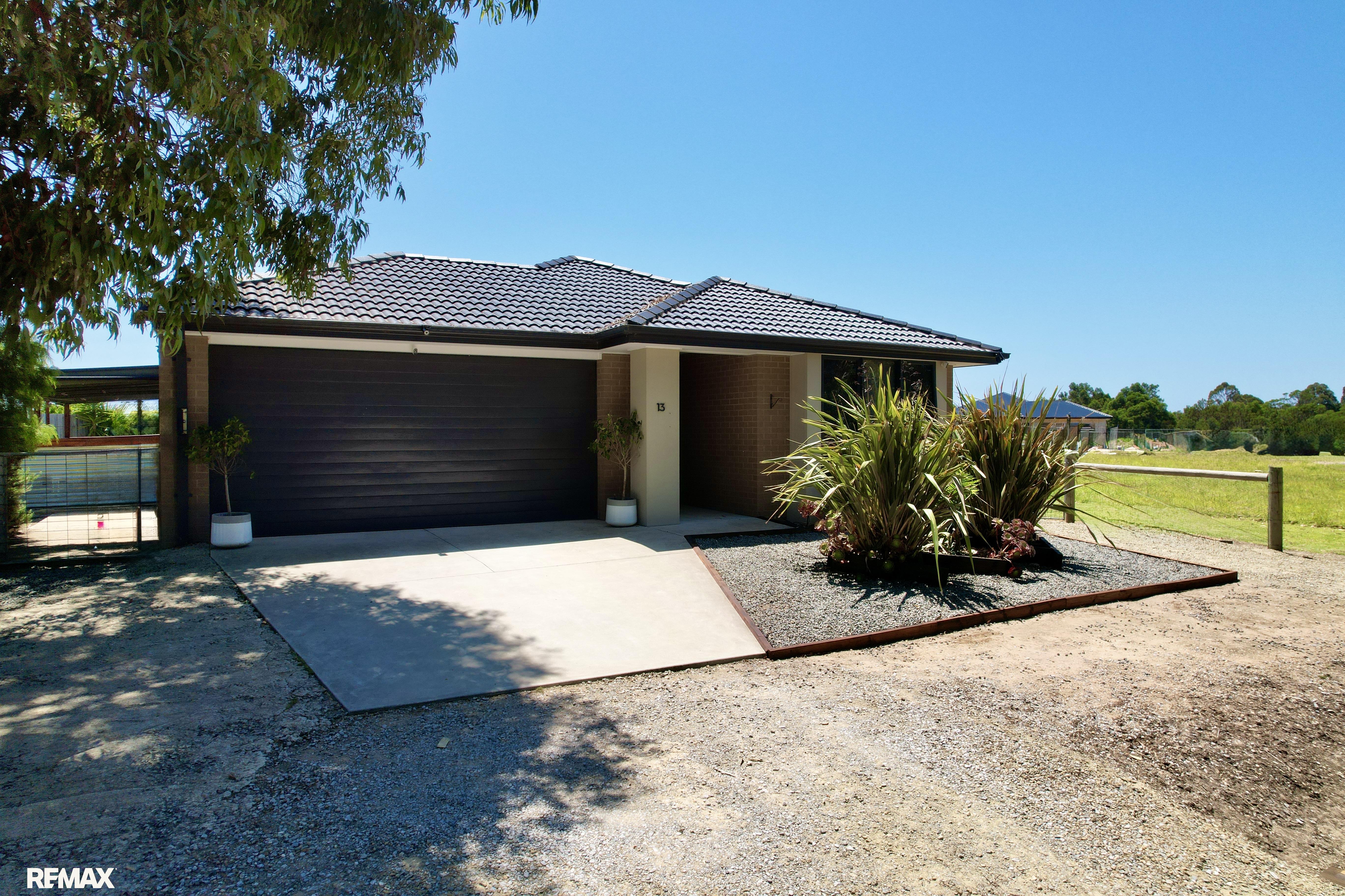 13 AVRIL AVENUE, Metung VIC 3904 - Image 2