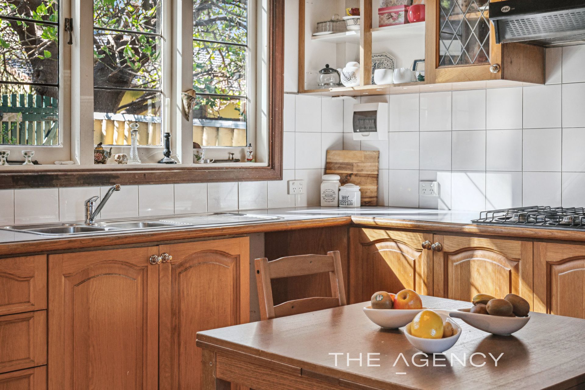 11 Mortlock Street, Hamilton Hill, WA 6163 - Image 2