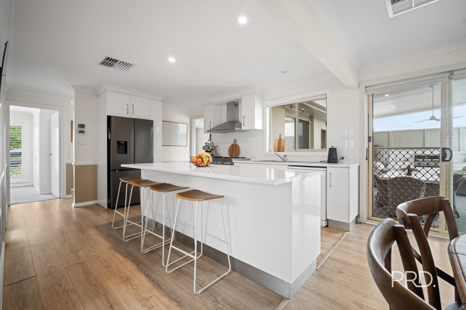 22 Karoom Drive, Glenfield Park, NSW 2650 - Image 5