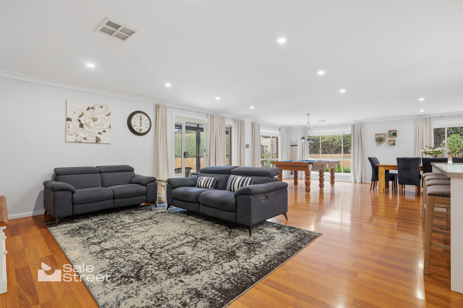 10 AVONLEA PLACE, Orange NSW 2800 - Image 2