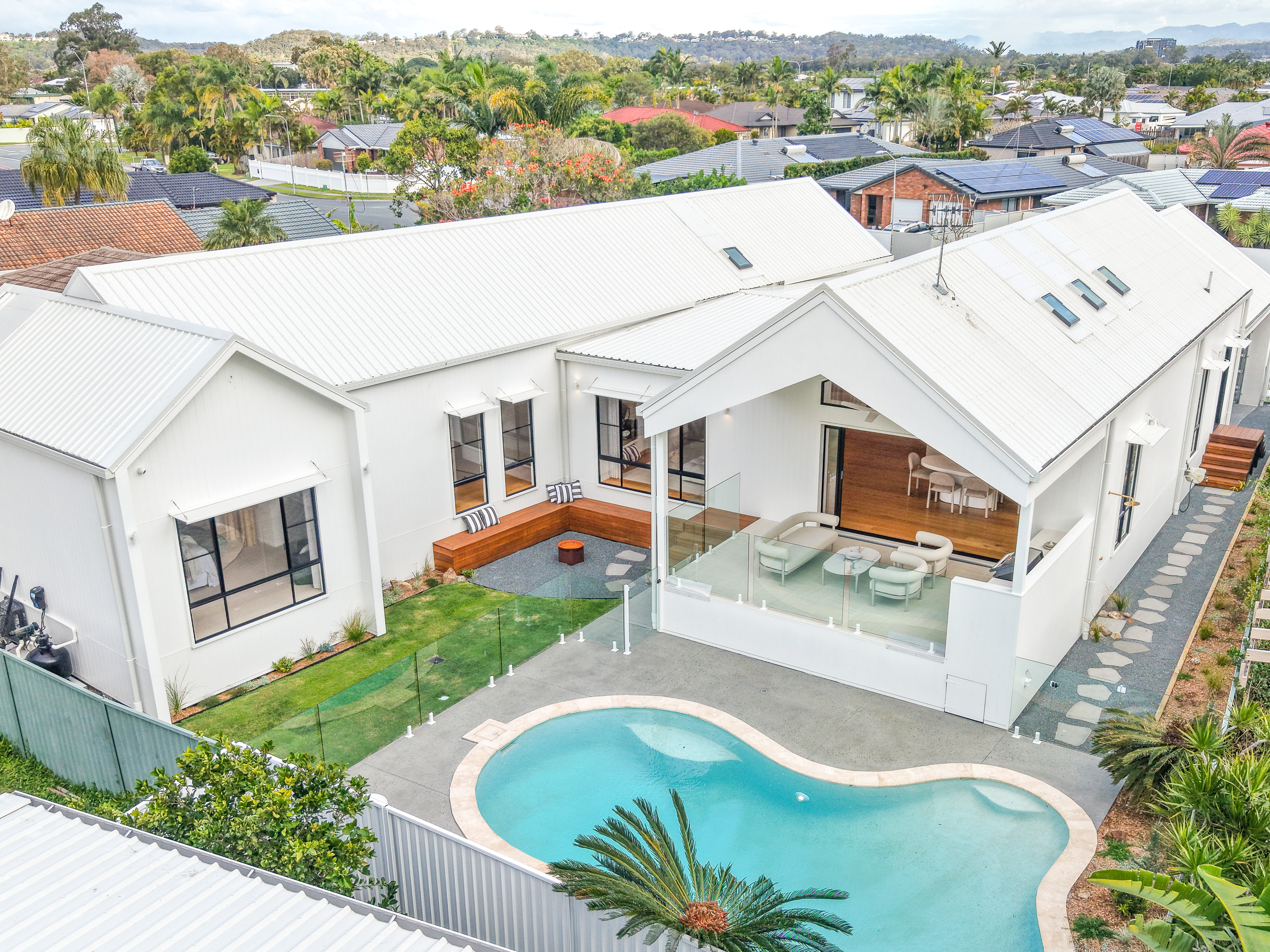 13 Tattler Way, Burleigh Waters, QLD 4220 - Image 3