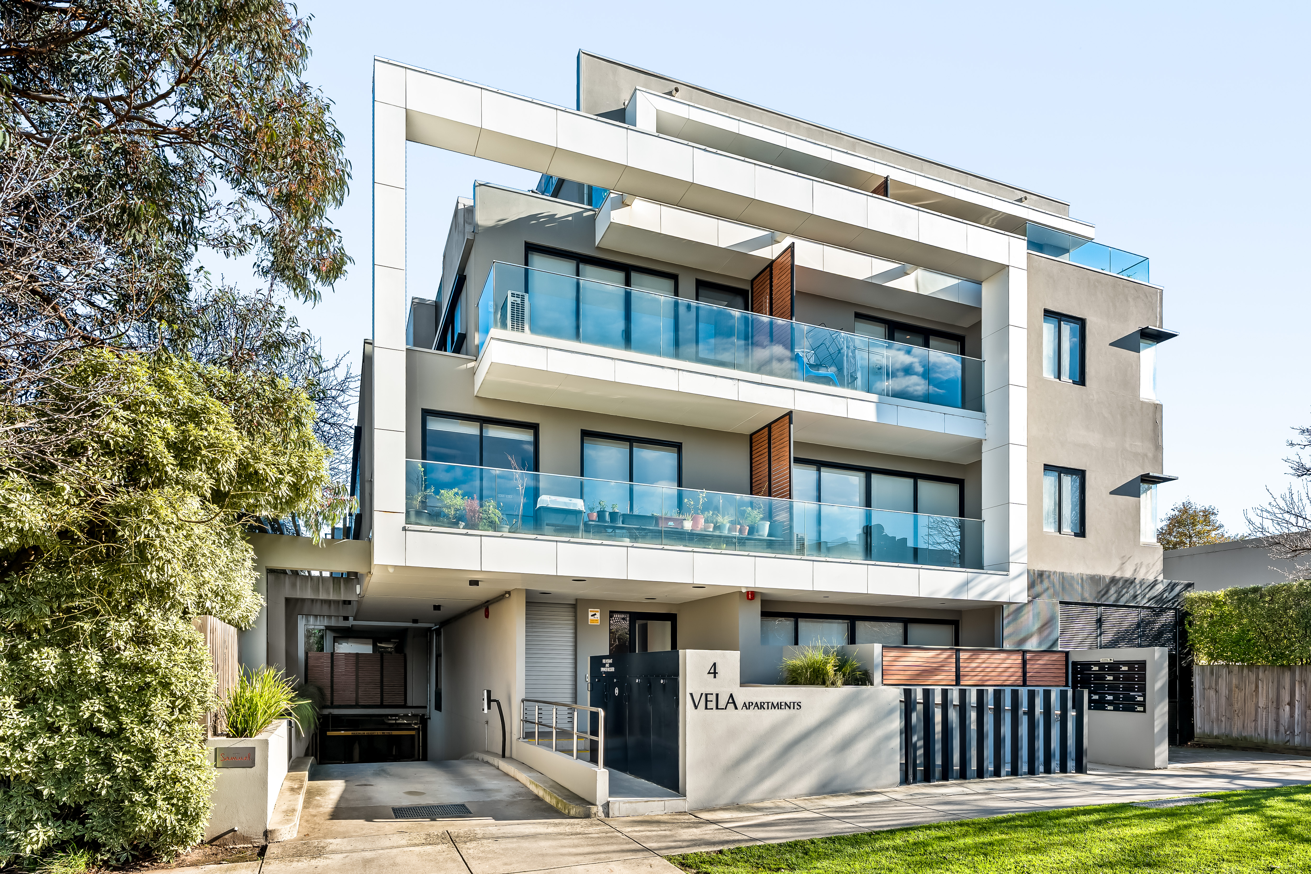 304/4 Station Street, Blackburn, VIC 3130 - Image 1