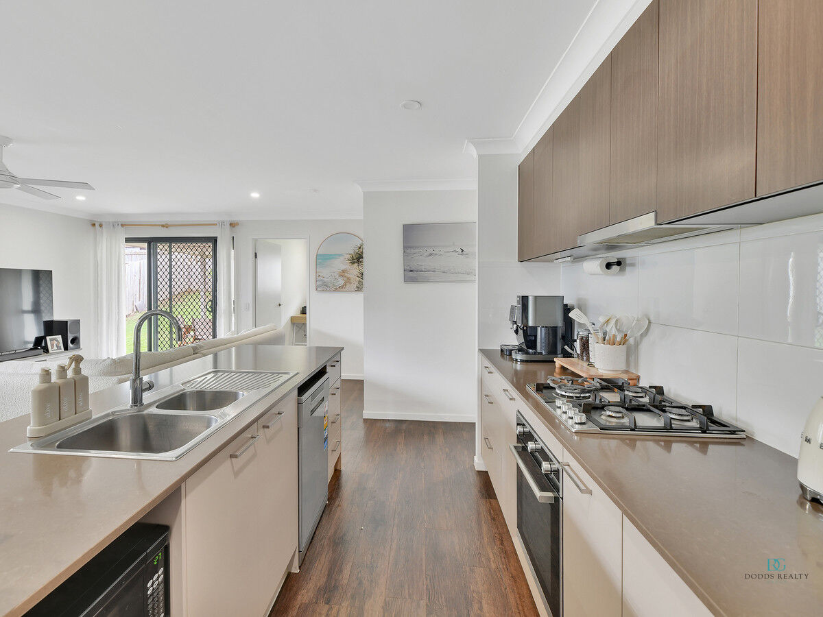 5-bedroom house at 9 Fyfe Street, Walloon, QLD 4306, , Queensland