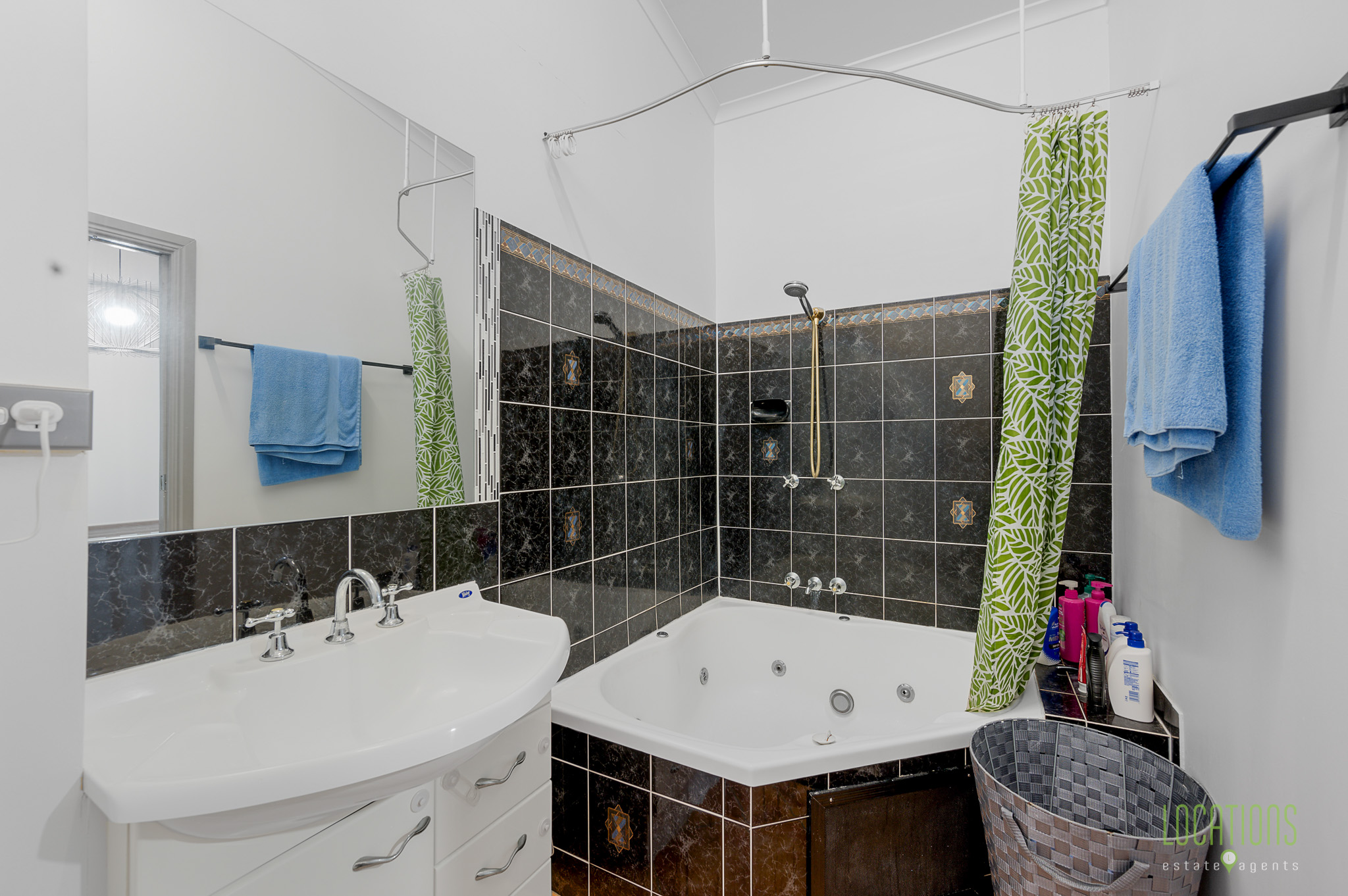 2-bedroom unit at 3/21 Charles Street, West Gladstone, QLD 4680, Gladstone, Queensland