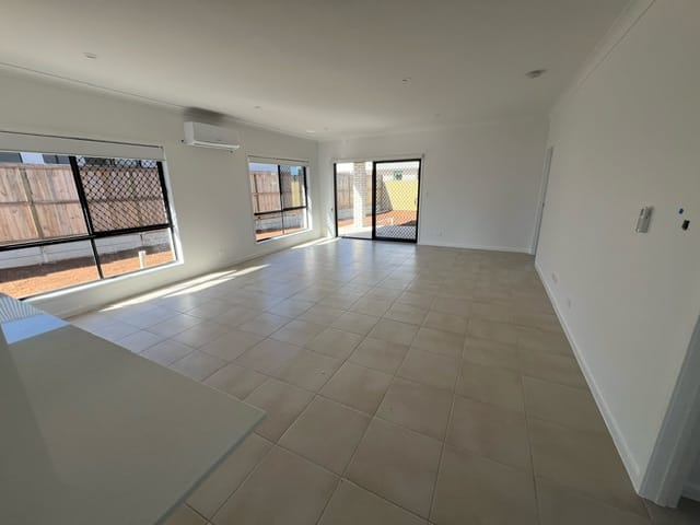10  Av Brighton Street , Laidley North, Qld, 4341 - Image 2