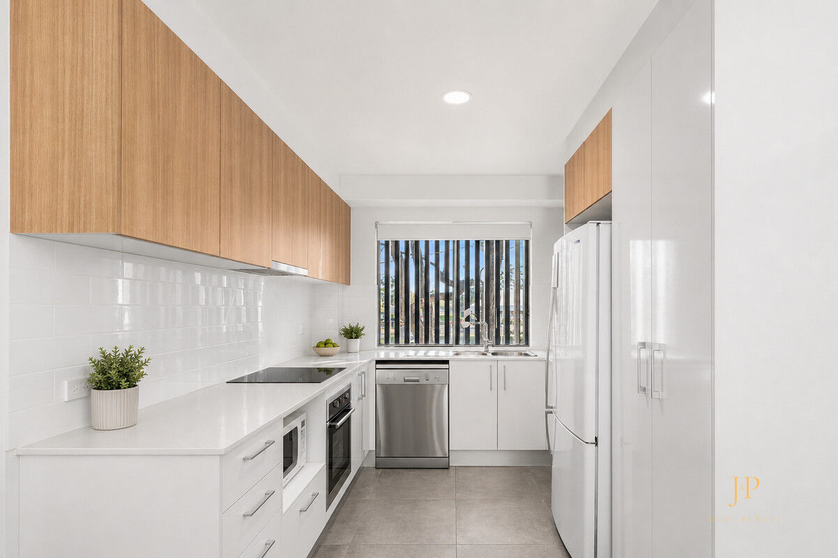 2-bedroom unit at Arise Birkdale 2 159 Birkdale Road, Birkdale QLD 4159, Redland, Queensland