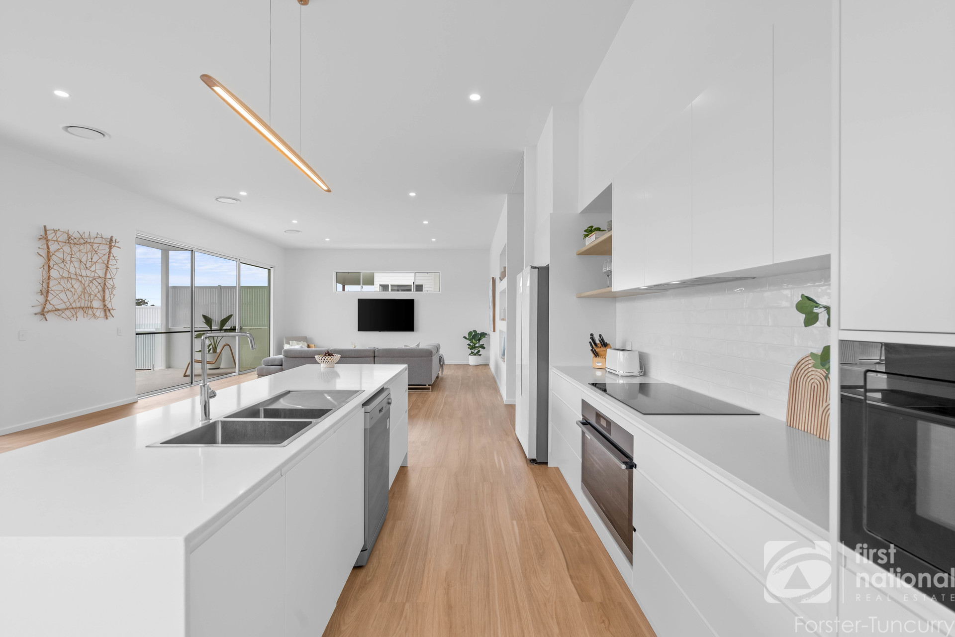 15 Limestone Crescent, Forster, NSW 2428 - Image 3