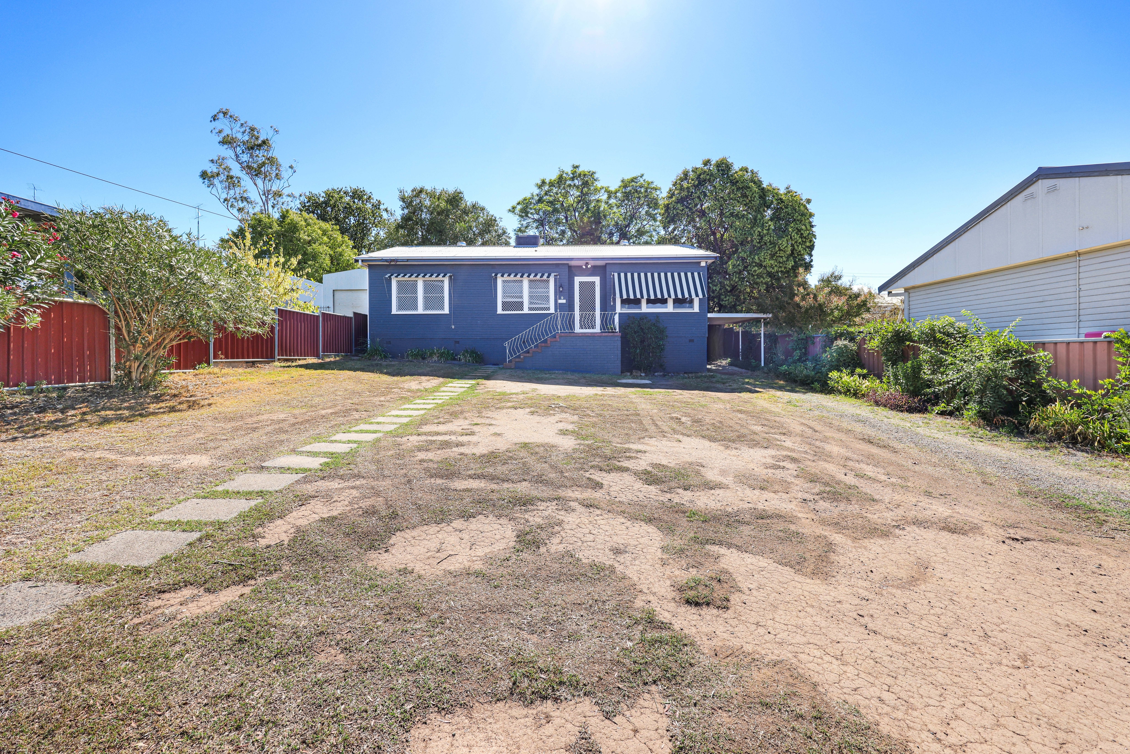 9 RIVERVIEW STREET, North Tamworth NSW 2340 - Image 1