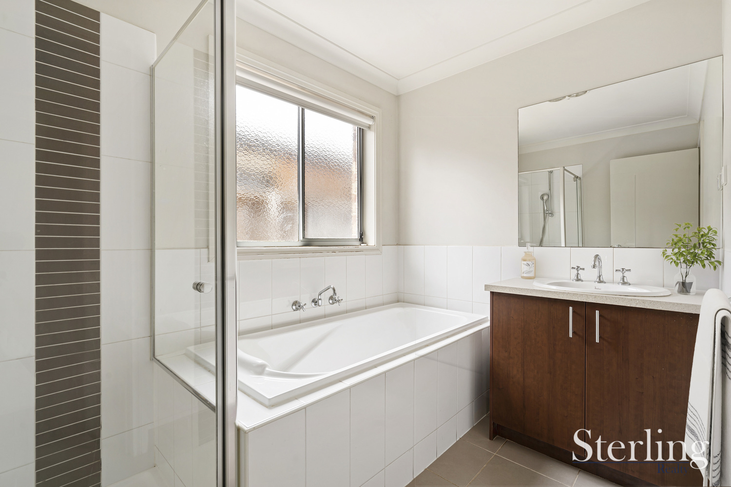 32 FELICITY DRIVE, Tarneit VIC 3029 - Image 9