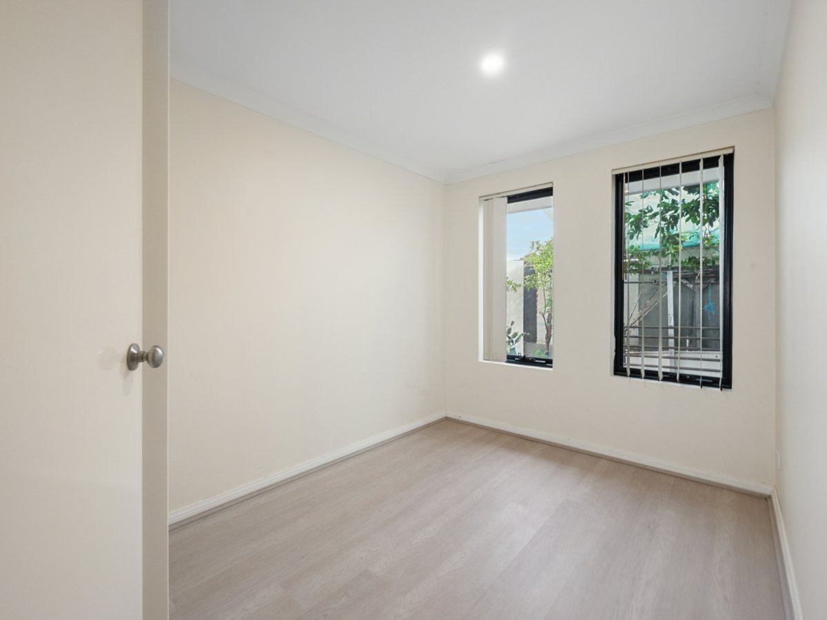 23 LAKEY STREET, Southern River WA 6110 - Image 8