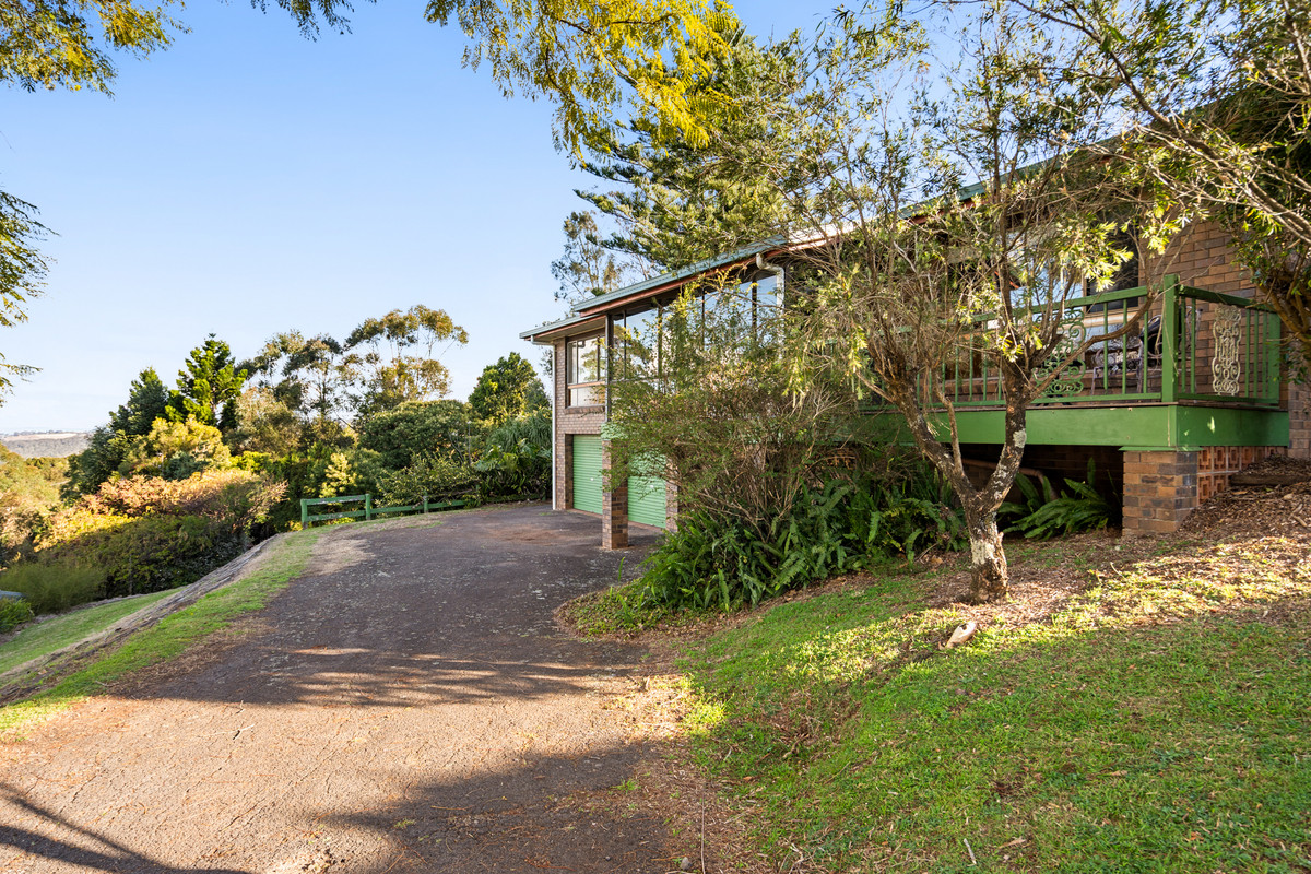 4-bedroom house at 21 Rangeview Road, Blue Mountain Heights, QLD 4350, , Queensland