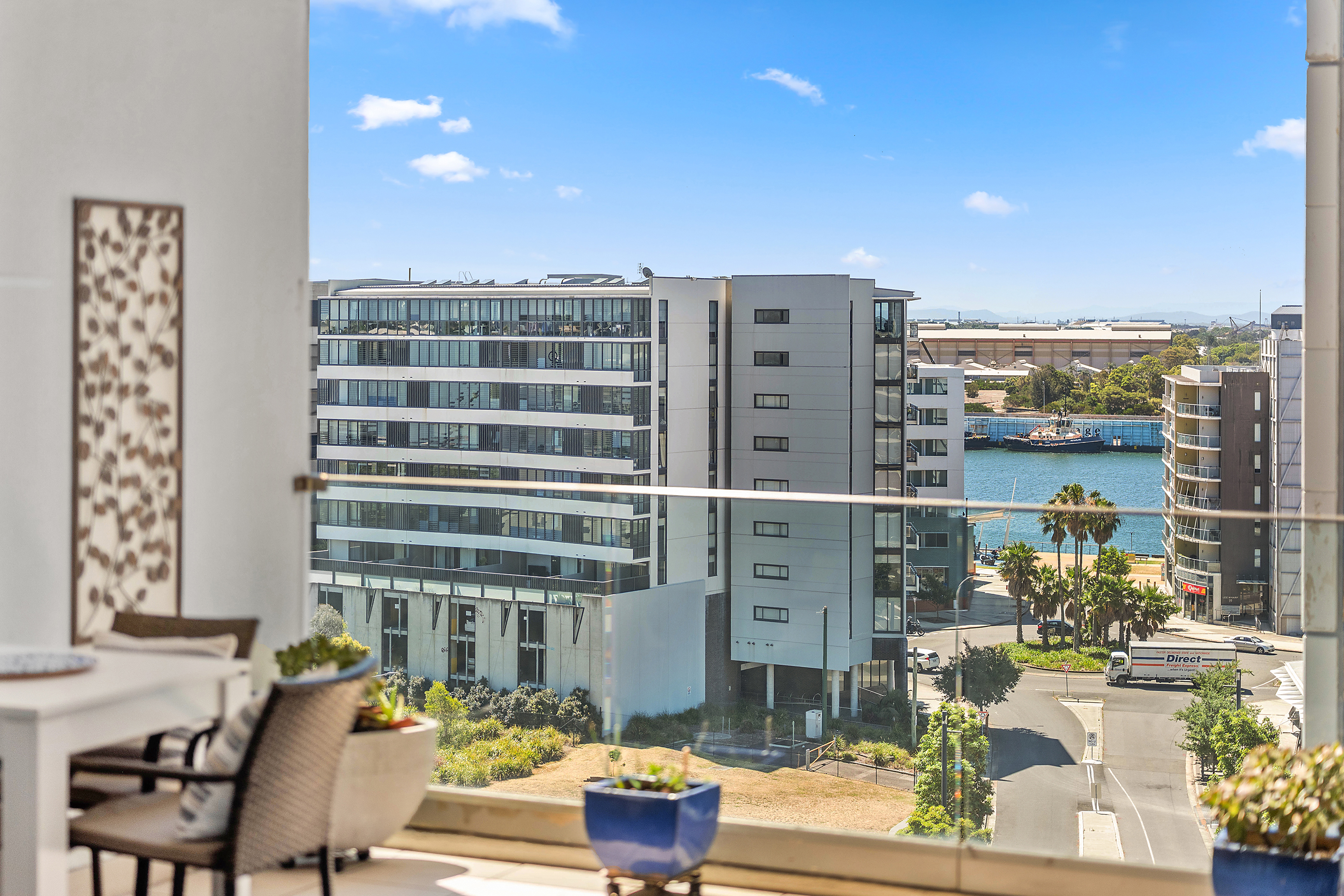 1004/489 Hunter Street, Newcastle, NSW 2300 - Image 4