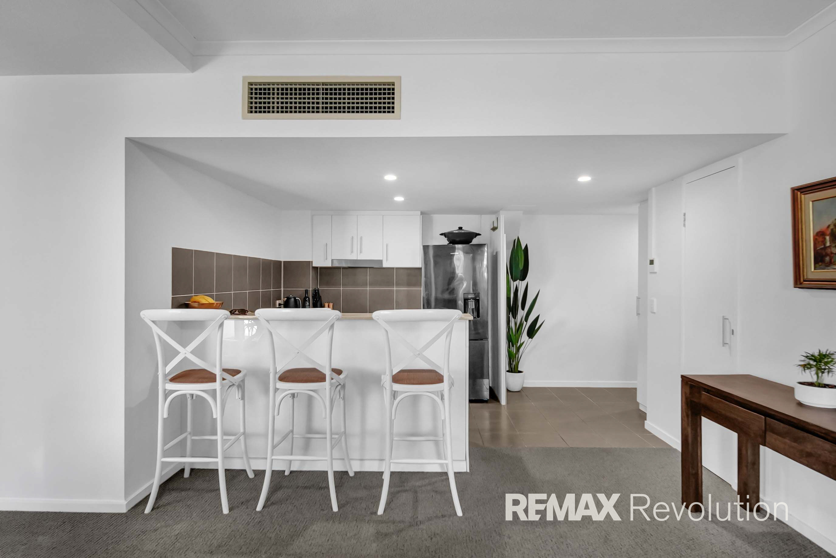1006 1 OCEAN STREET, BURLEIGH HEADS QLD 4220 - Image 3