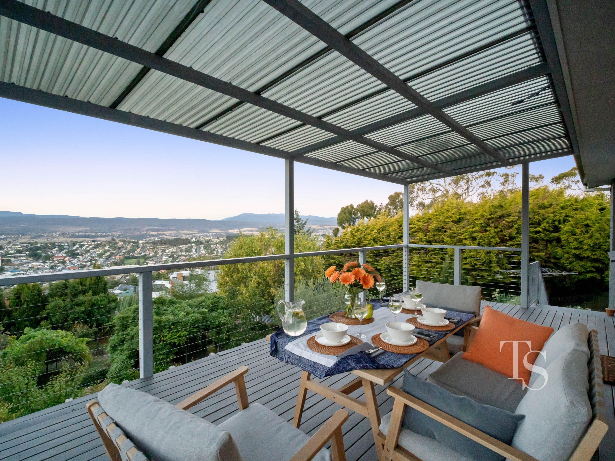 18 CRAIGLANDS COURT, West Launceston TAS 7250 - Image 2