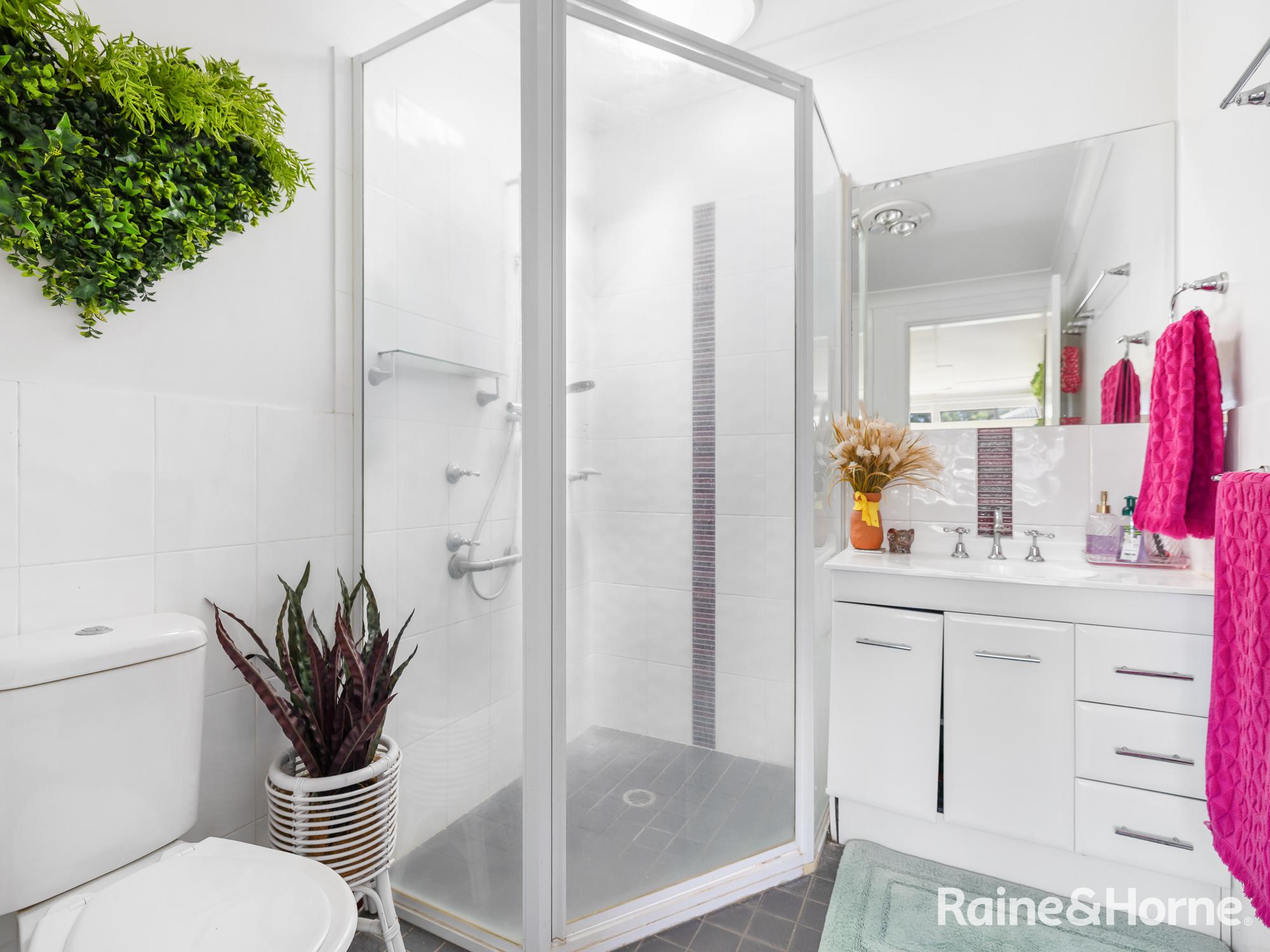 3-bedroom house at 112 Peel Street, Bathurst, NSW 2795, Bathurst, New South Wales