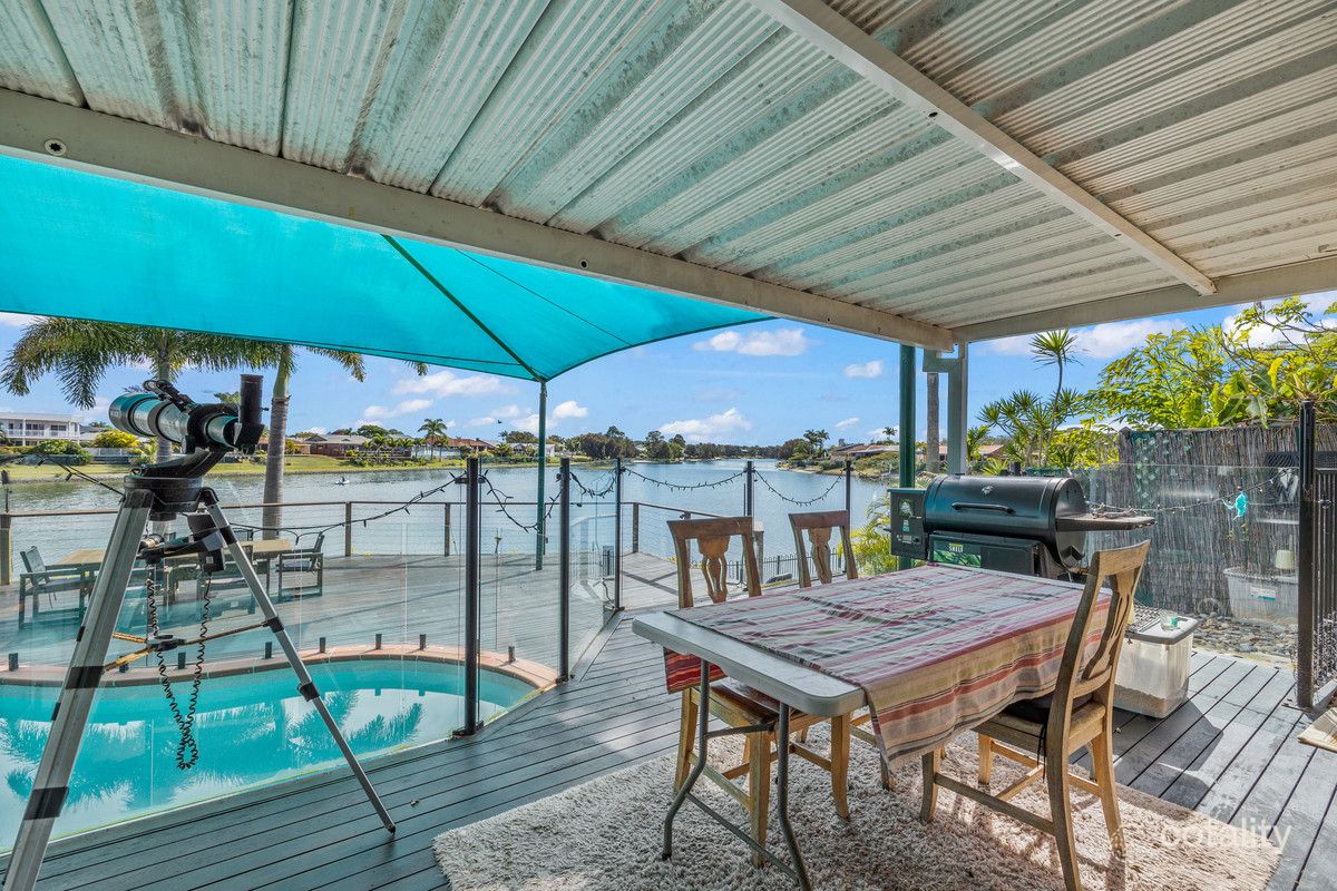 196 ACANTHUS AVENUE, Burleigh Waters QLD 4220 - Image 5