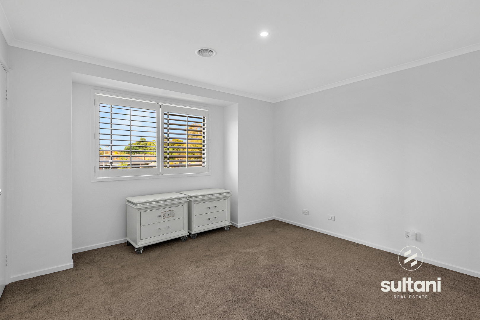 3-bedroom house at 124 COURTENAY AVENUE, Cranbourne North VIC 3977, Casey, Victoria