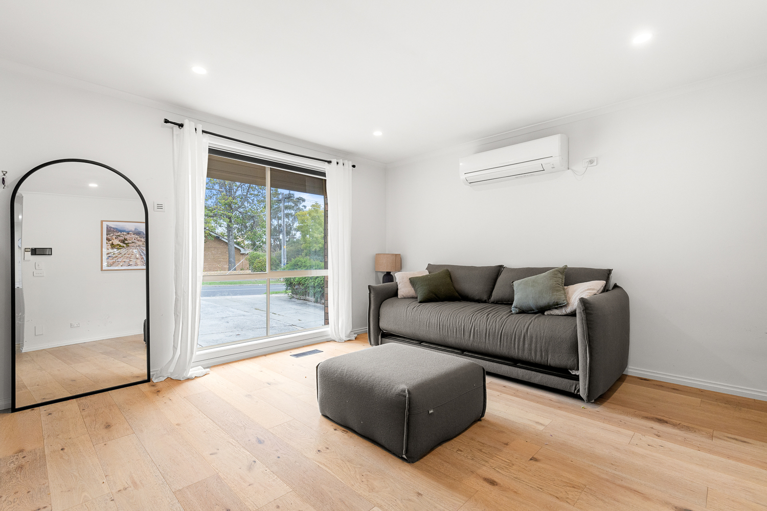 3-bedroom house at 3 SKYLINE DRIVE, Keilor VIC 3036, Brimbank, Victoria