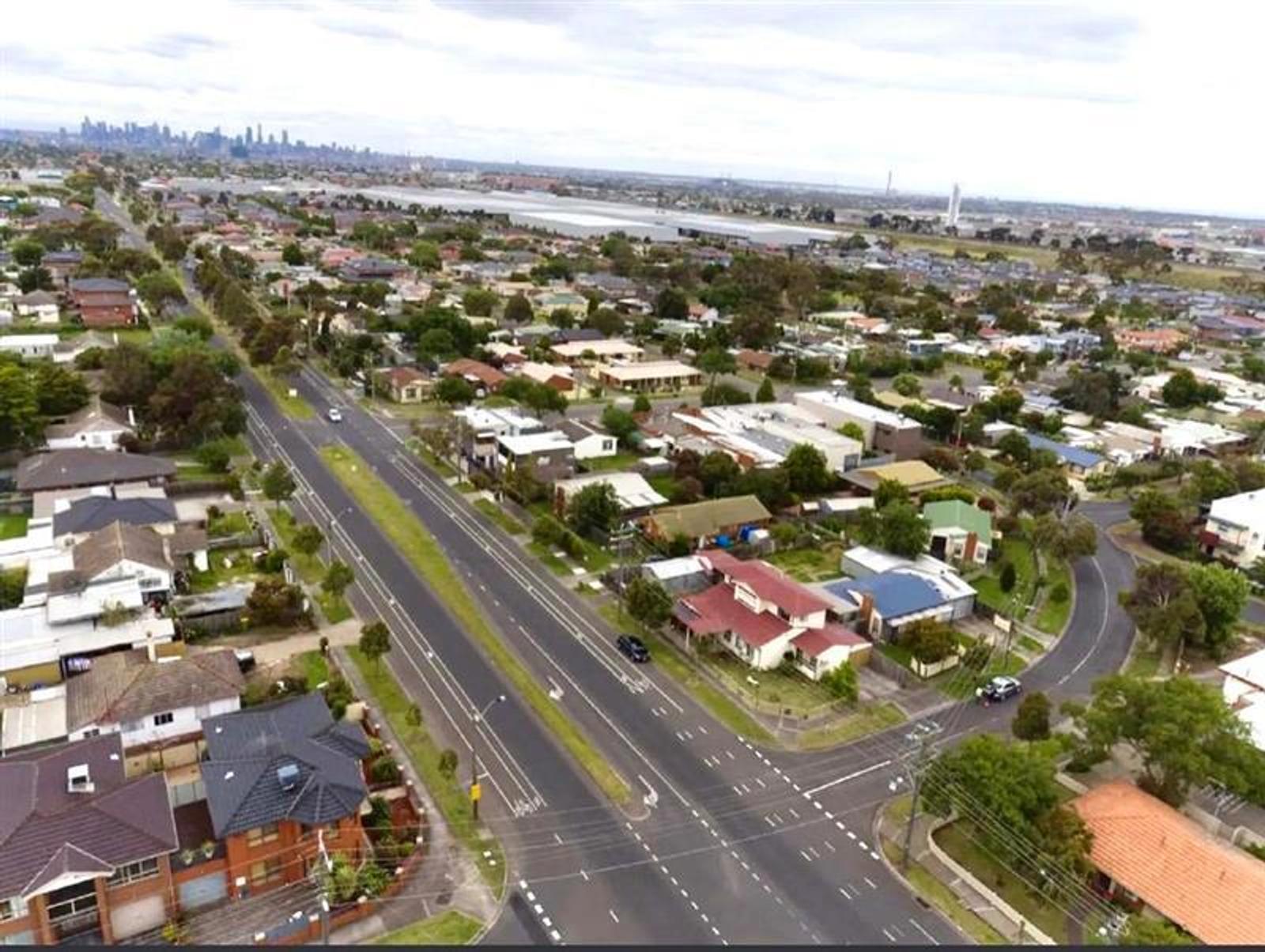 3-bedroom unit at 75 South Road, Braybrook, VIC 3019, Maribyrnong, Victoria